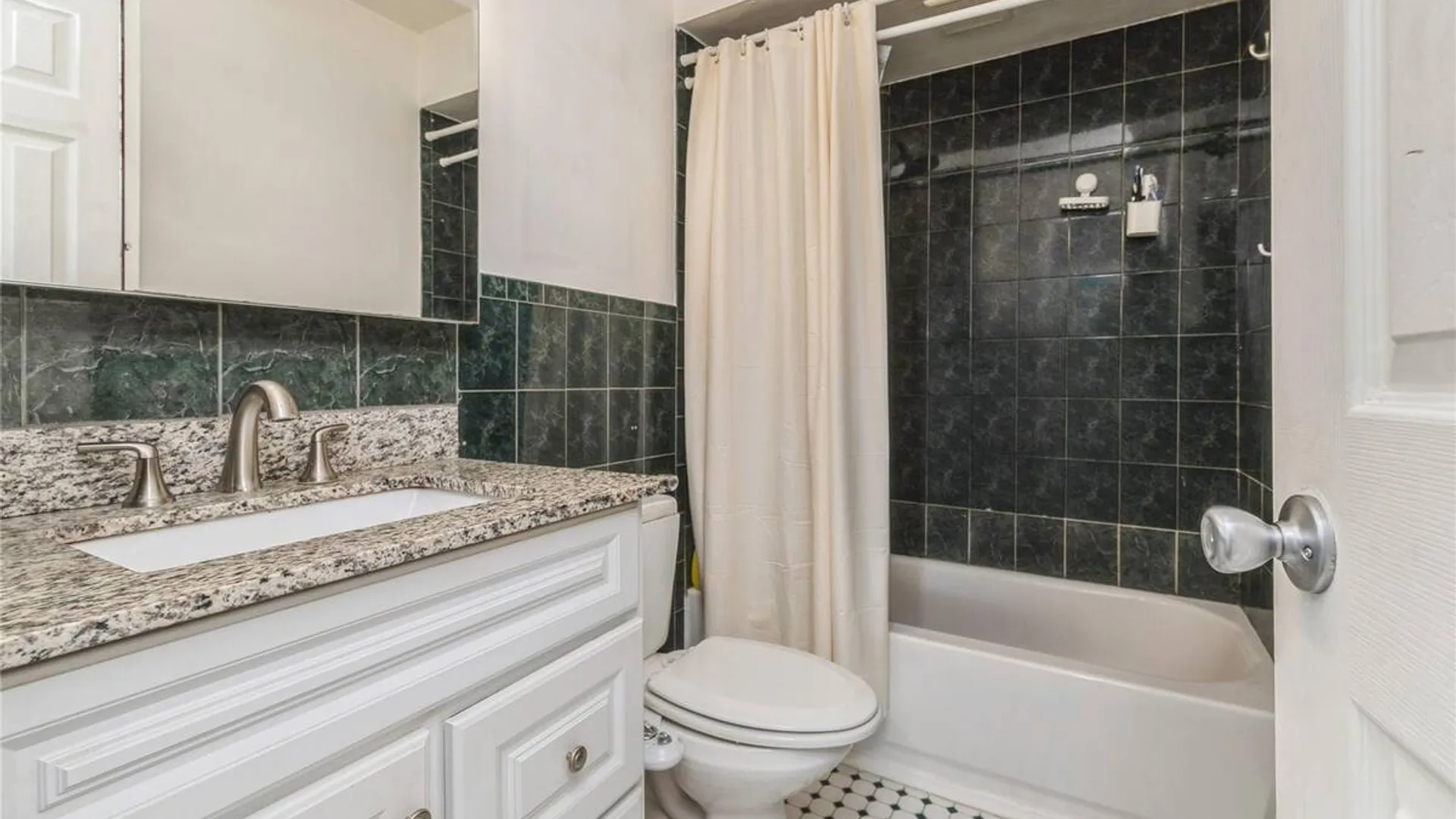 Property at 10 Hickory Street, Central Islip, NY 11722 14