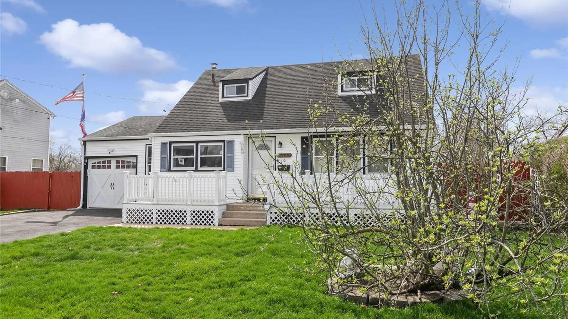 Property at 10 Hickory Street, Central Islip, NY 11722 33
