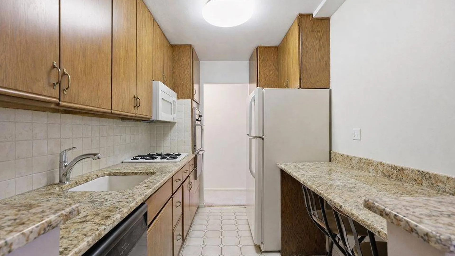 Property at 85-10 151st Avenue, Howard Beach, NY 11414 4