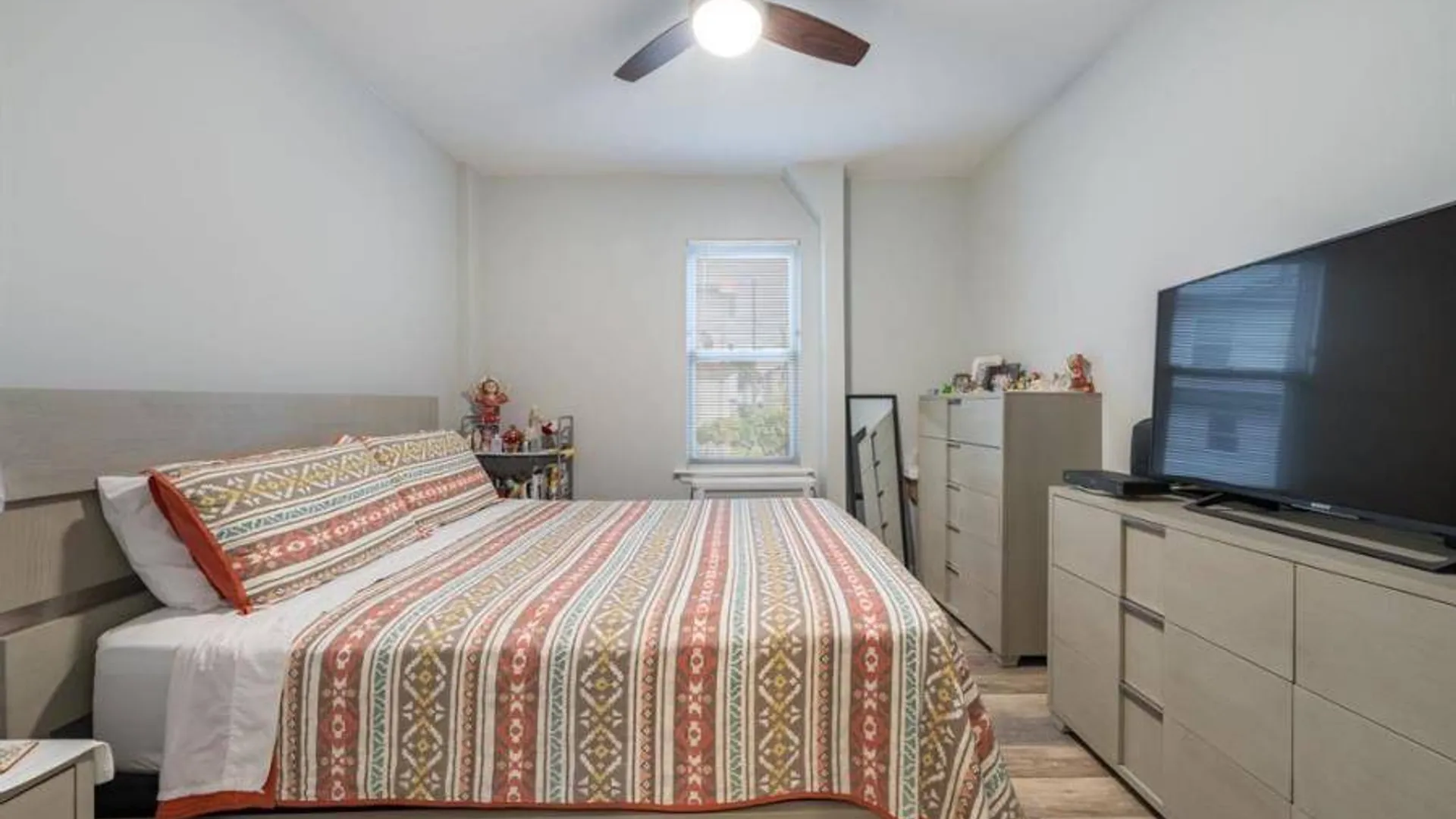 Property at 226-10 147th Ave, Springfield Gardens, NY 11413 10