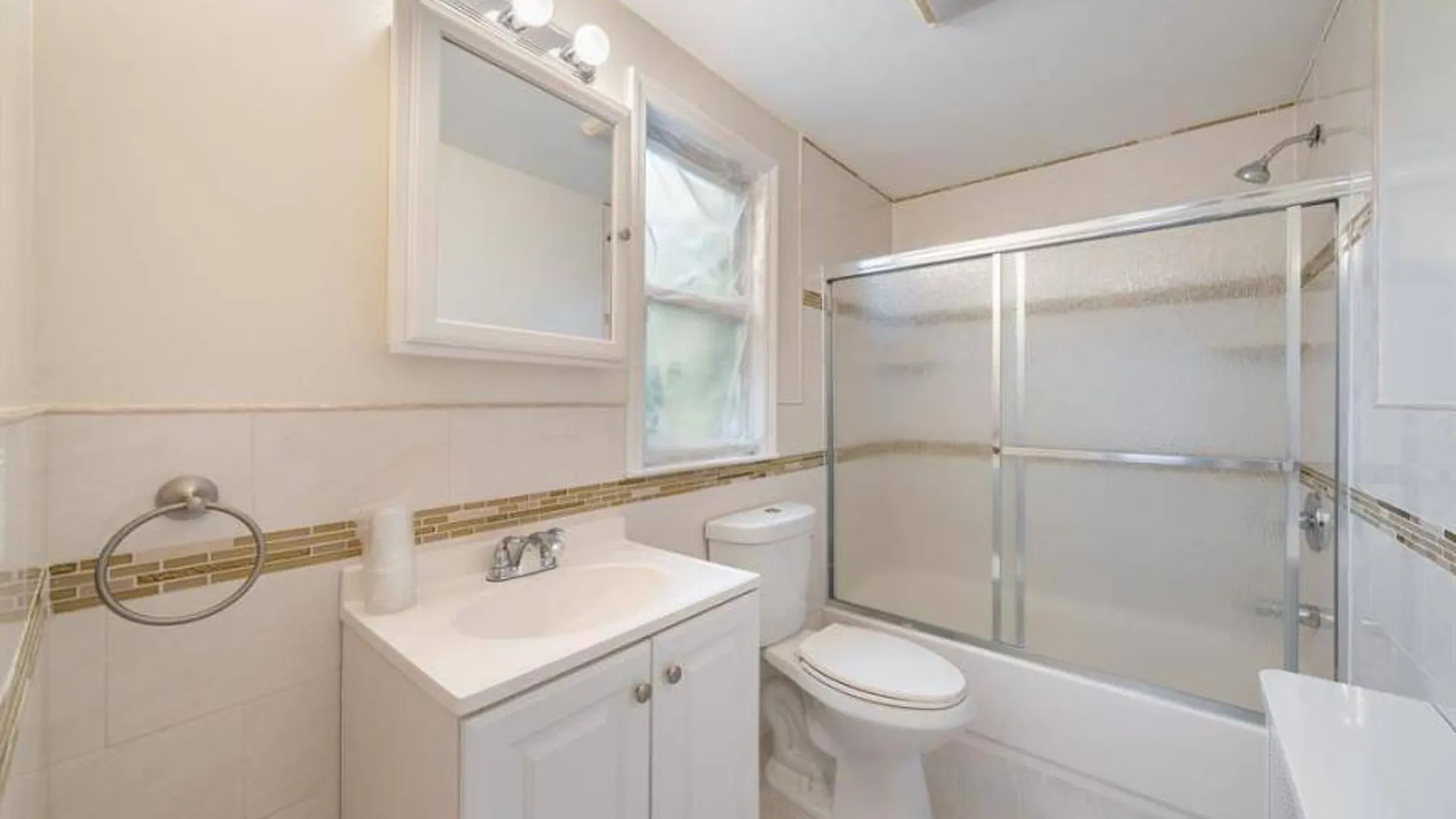 Property at 226-10 147th Ave, Springfield Gardens, NY 11413 20