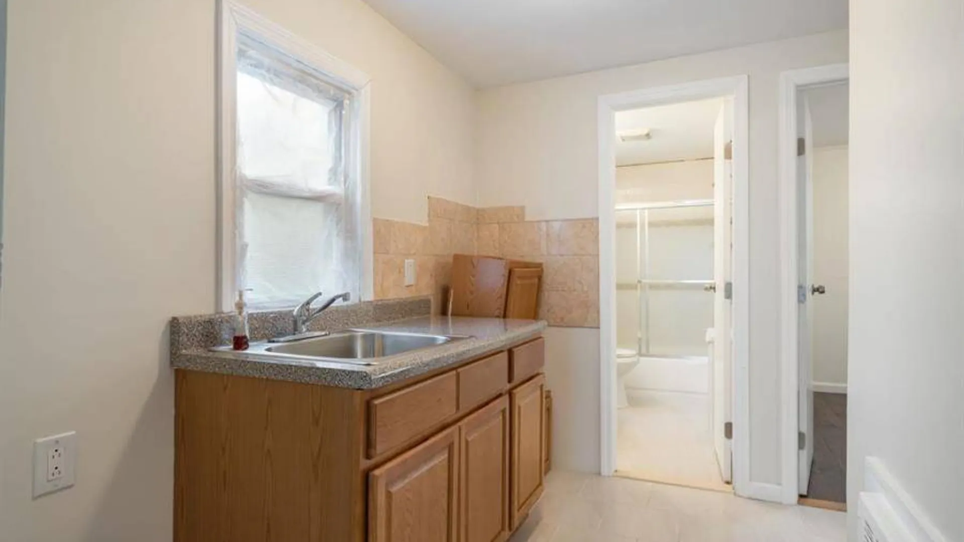 Property at 226-10 147th Ave, Springfield Gardens, NY 11413 23