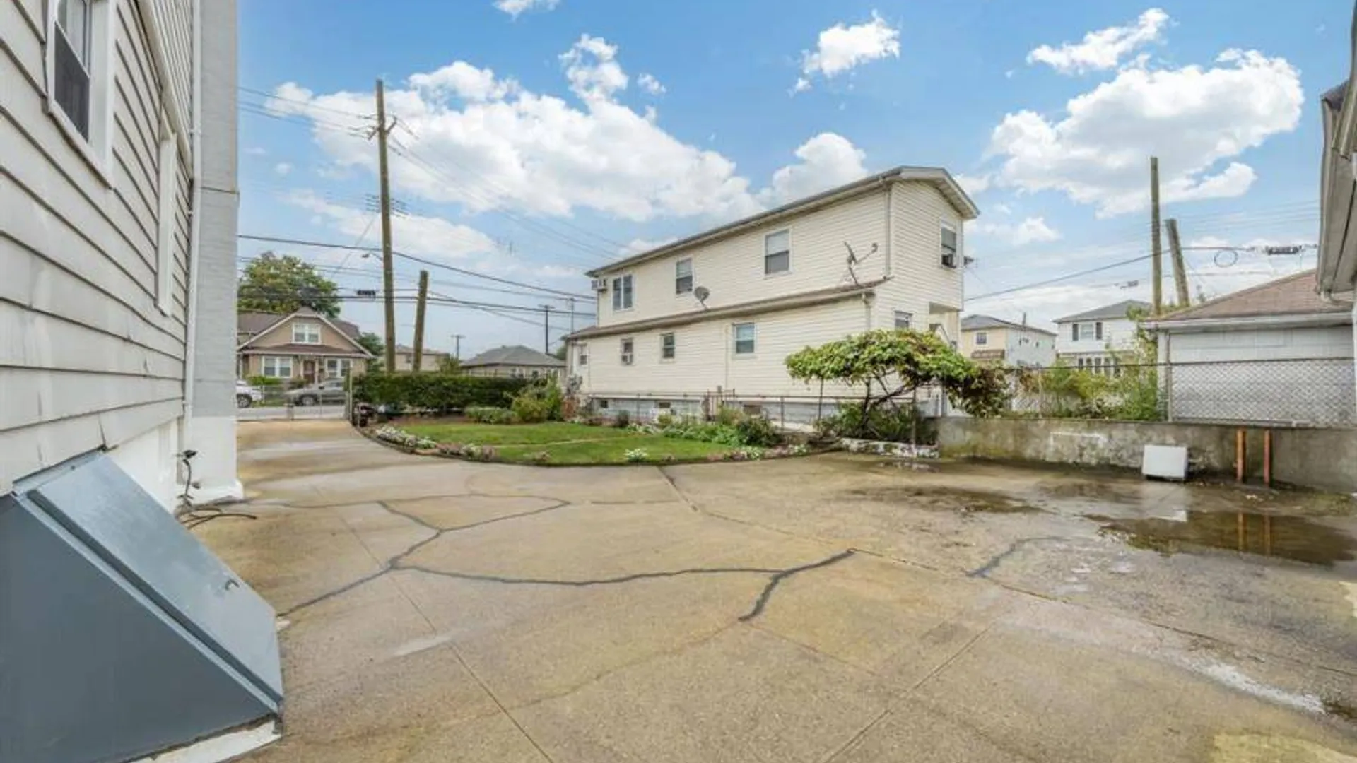 Property at 226-10 147th Ave, Springfield Gardens, NY 11413 27