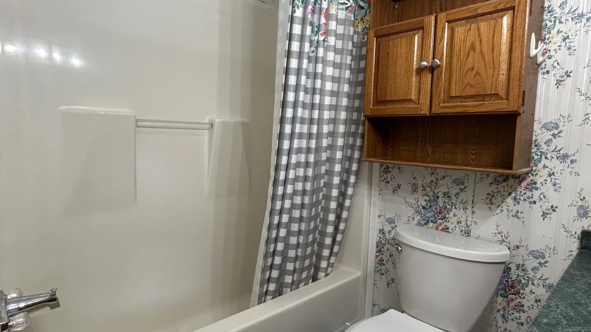 Property at 928 County Hwy 123, Mayfield, NY 12117 41
