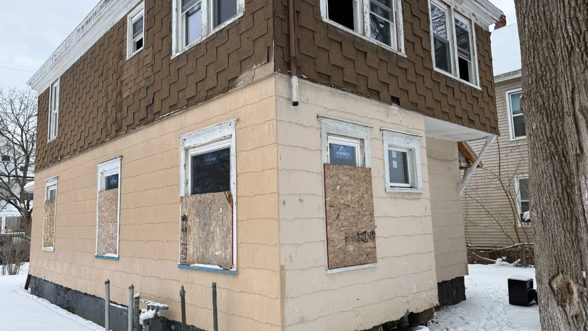 Property at 1120 Cannon St, Syracuse, NY 13205 5