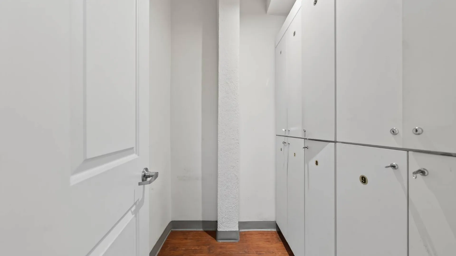 Property at 142-05 Roosevelt Ave, Flushing, NY 11354 5