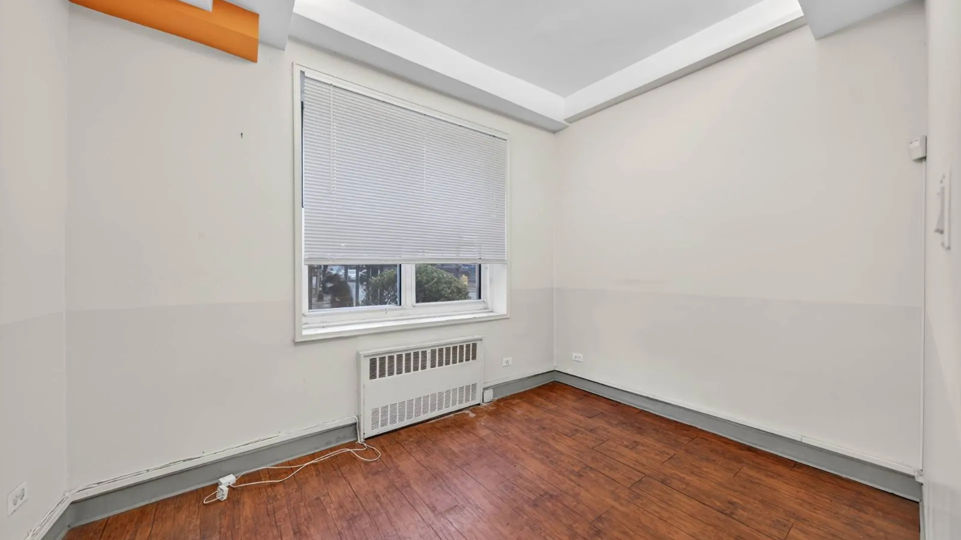 Property at 142-05 Roosevelt Ave, Flushing, NY 11354 11