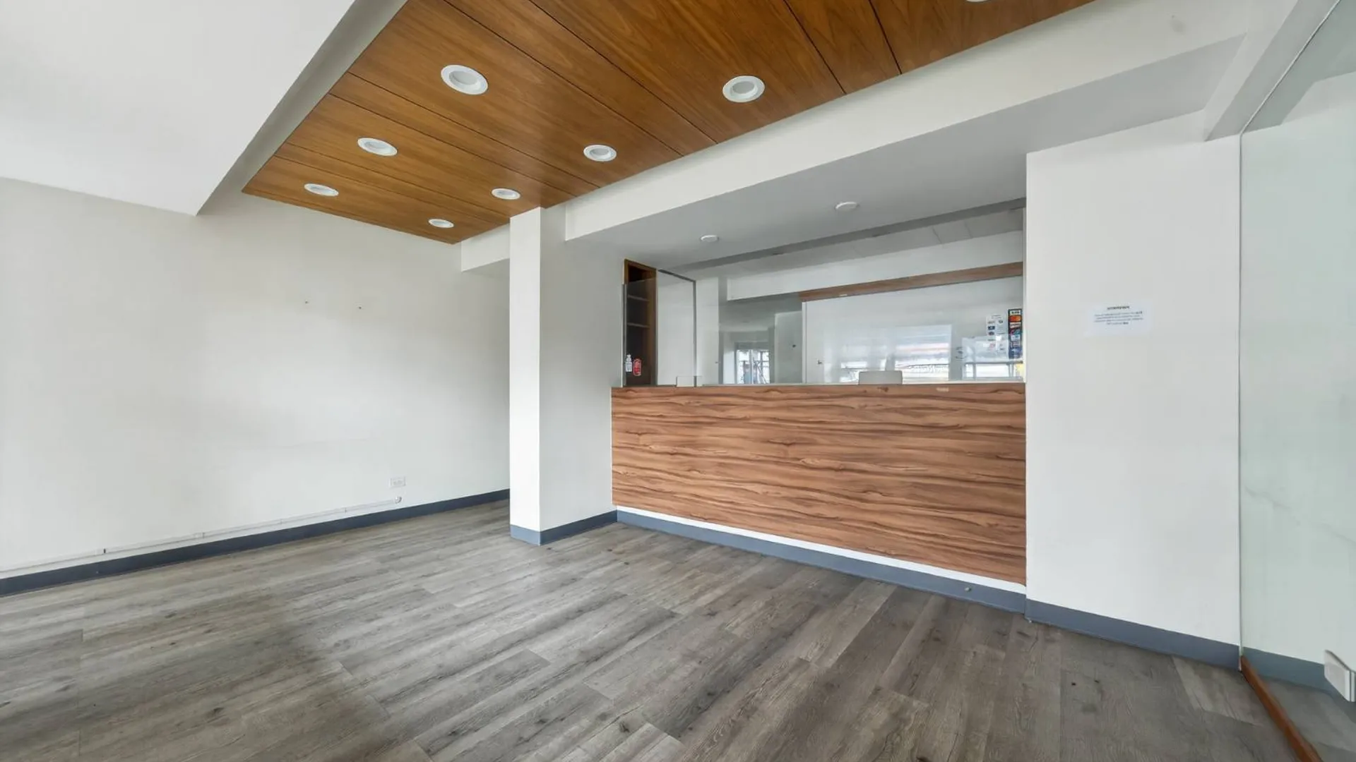 Property at 142-05 Roosevelt Ave, Flushing, NY 11354 4