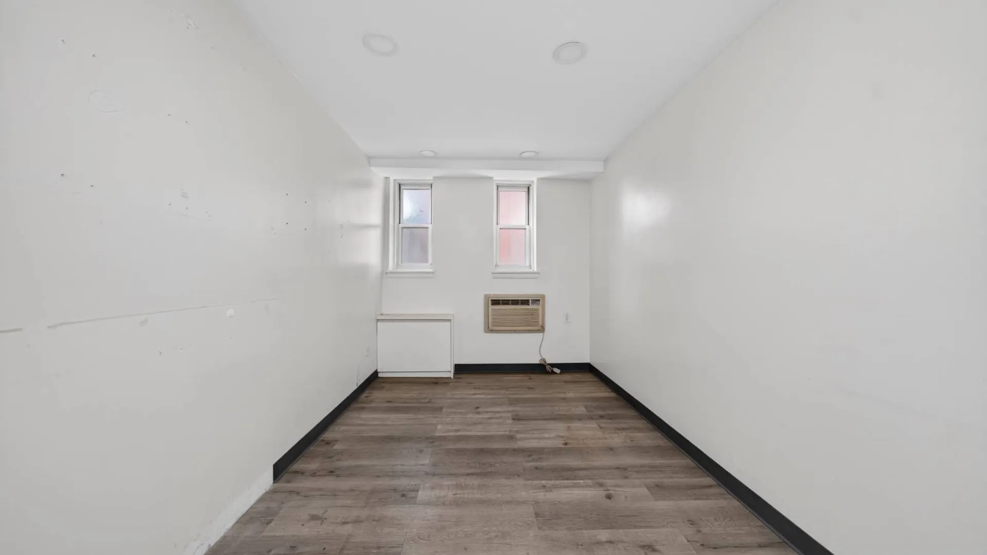 Property at 142-05 Roosevelt Ave, Flushing, NY 11354 10