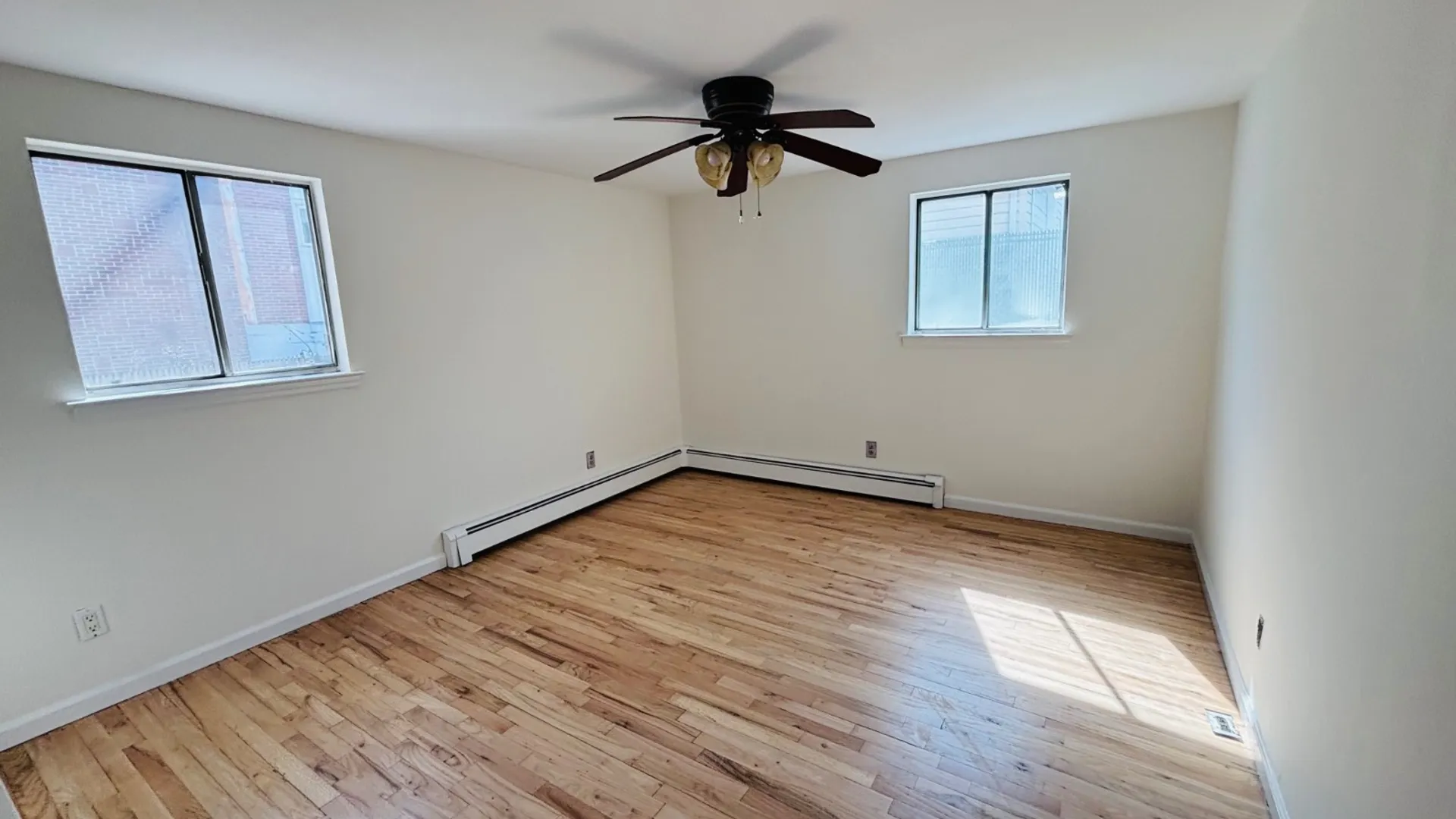 Property at 21 Anstice st, Oyster Bay, NY 11771 9