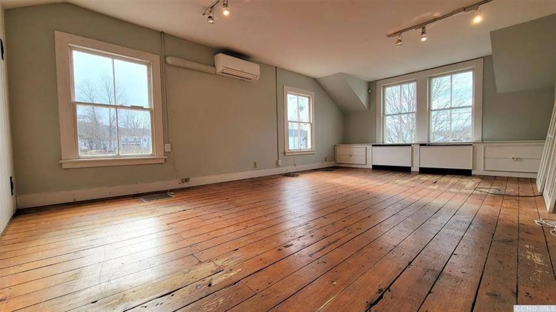 Property at 2948 CTY RT 9, EAST CHATHAM, NY 12060 18