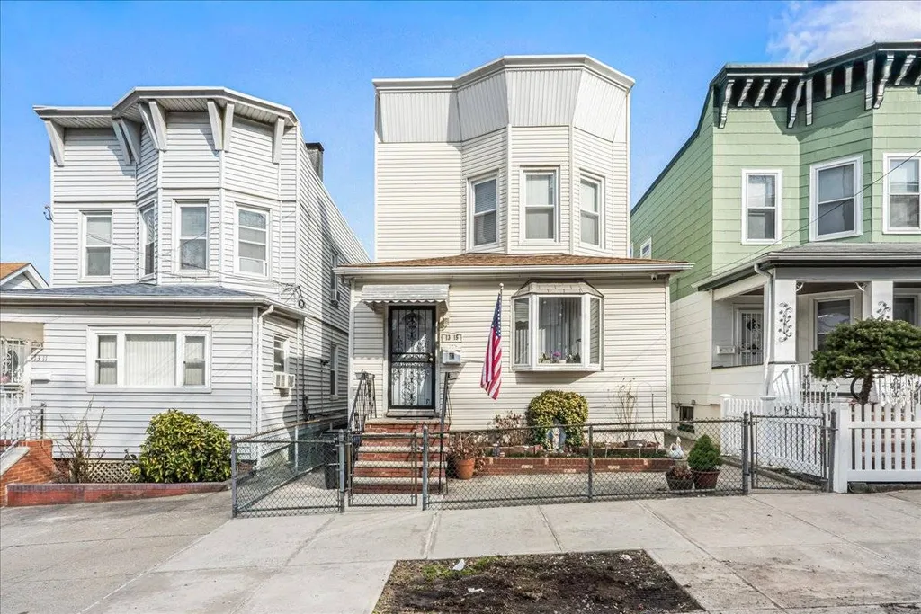 Property at 13-15 124th St, College Point, NY 11356