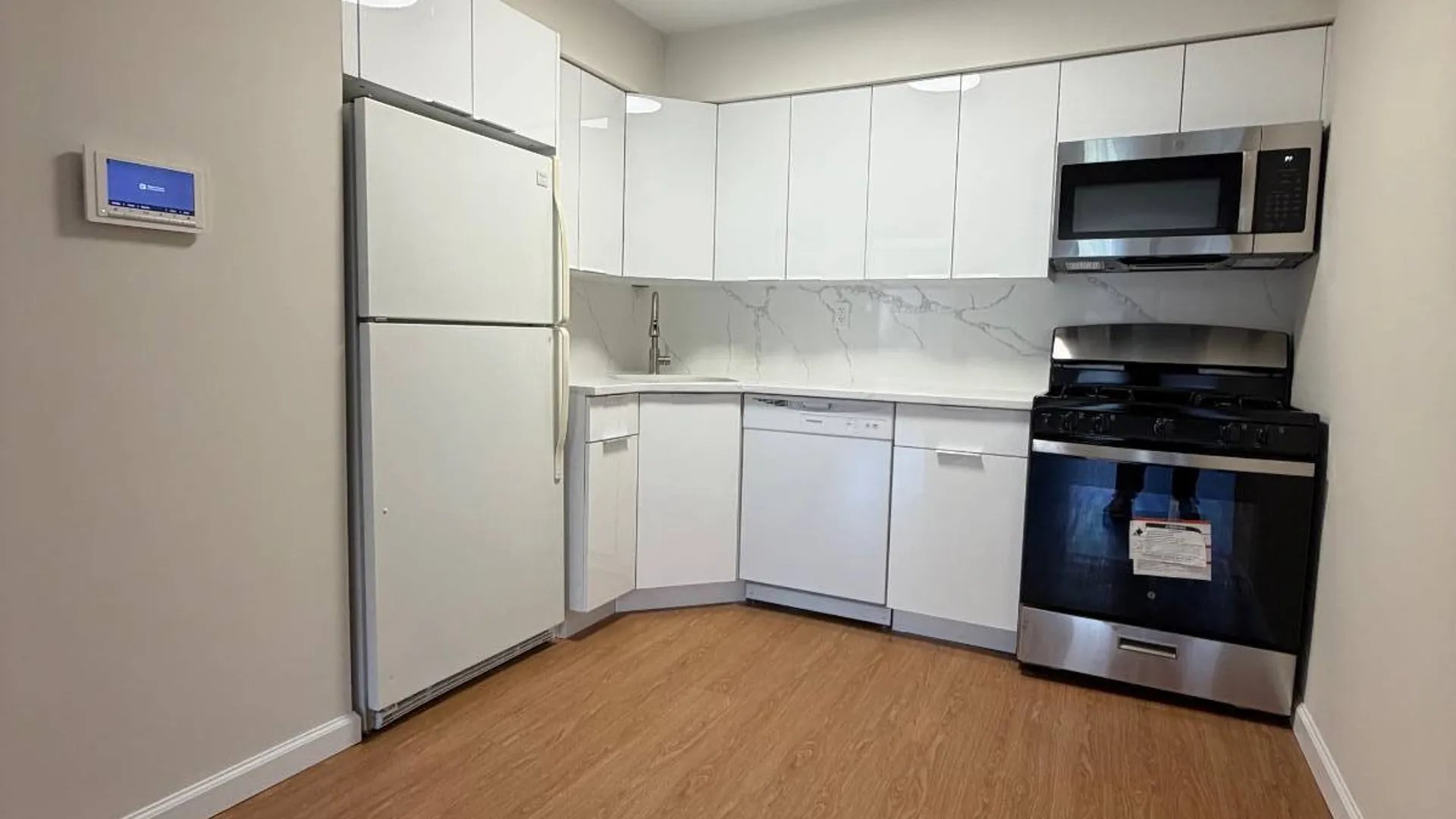 Property at 2811 E 26th ST, Brooklyn, NY 11235 7