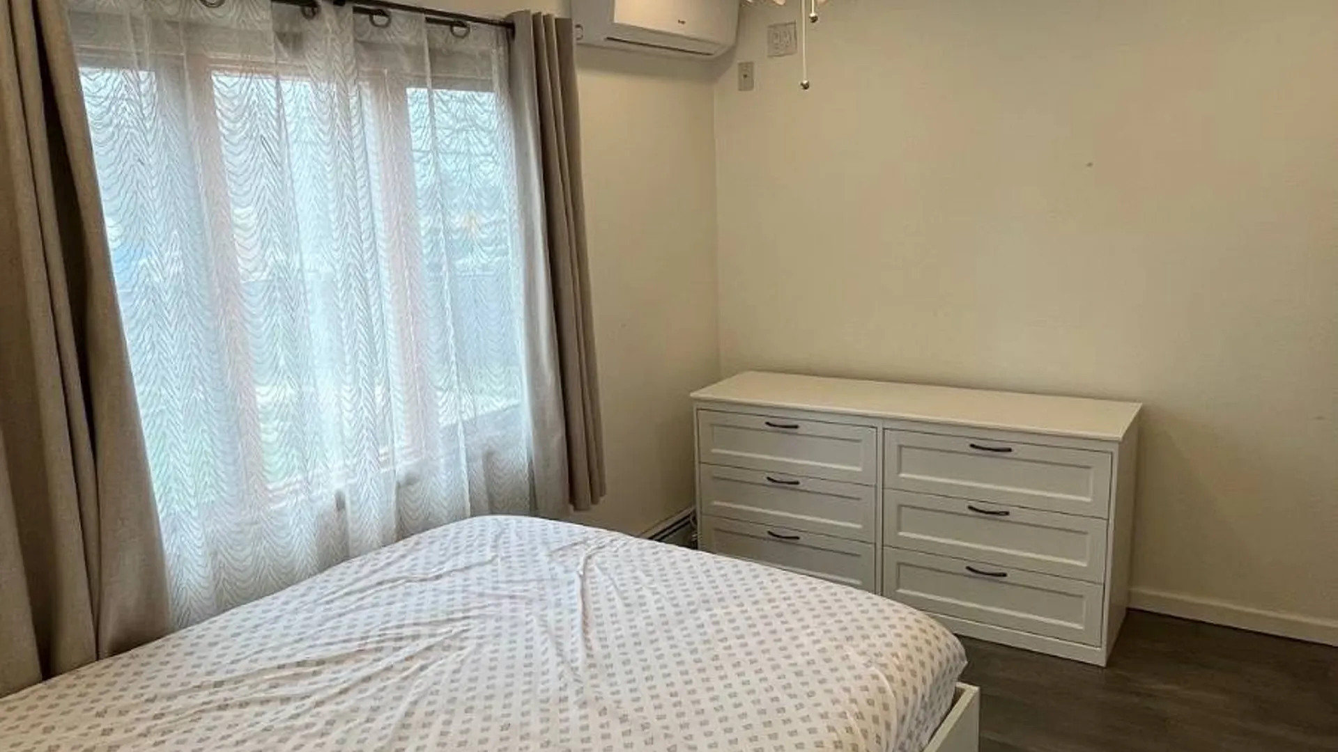 Property at 238 Lily Pond Ave, Staten Island, NY 10305 6