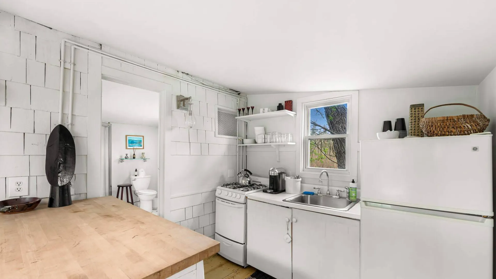 Property at 16 Redwood Road, Sag Harbor Village, NY 11963 29