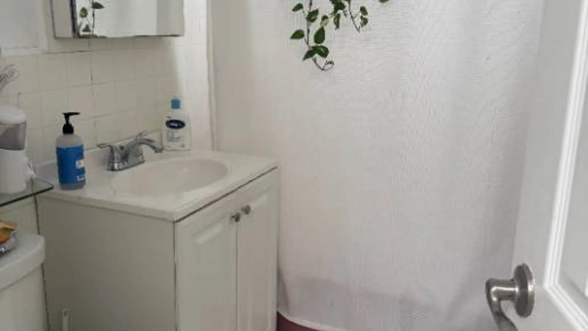 Property at 32-63 41st Street, Astoria, NY 11103 20