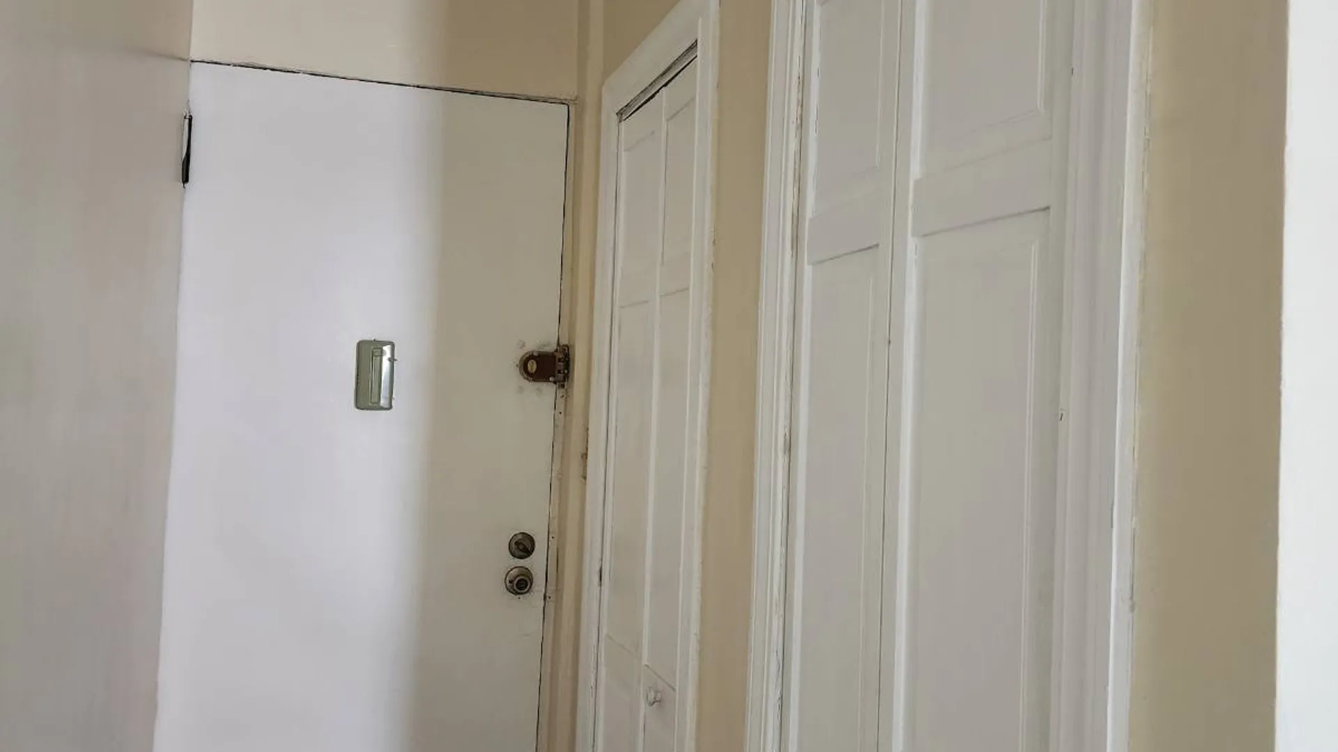 Property at 590 Parkside Ave, Brooklyn, NY 11226 6