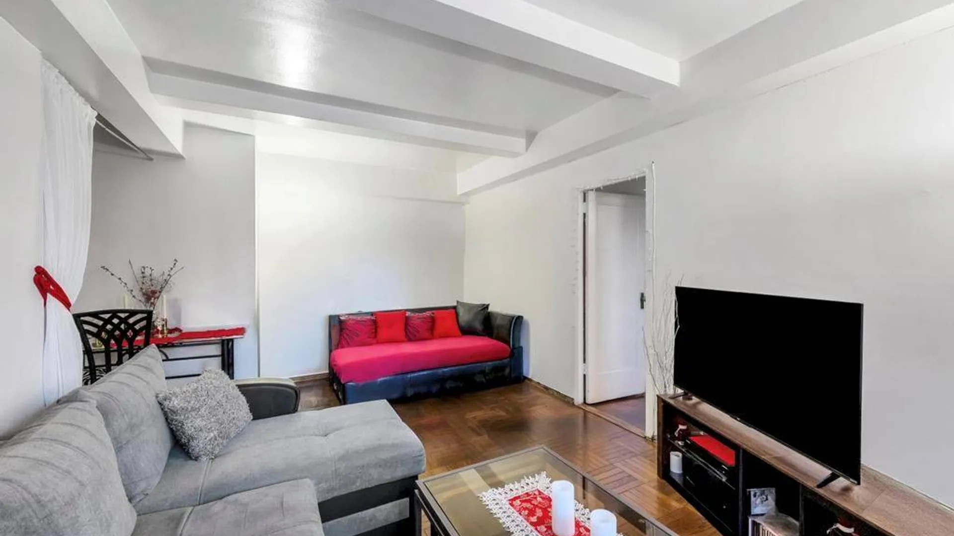 Property at 1690 Metropolitan Avenue, Bronx, NY 10462 7