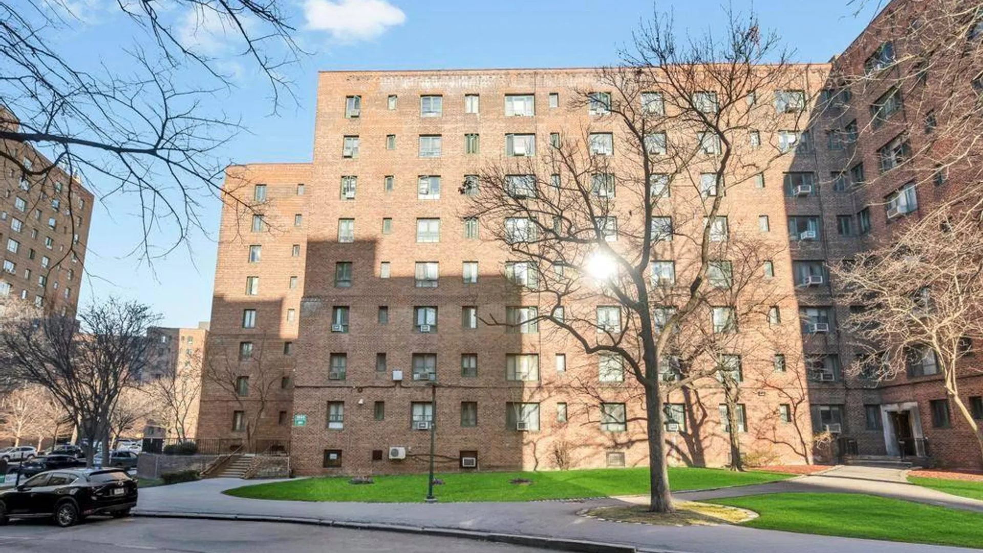 Property at 1690 Metropolitan Avenue, Bronx, NY 10462 20