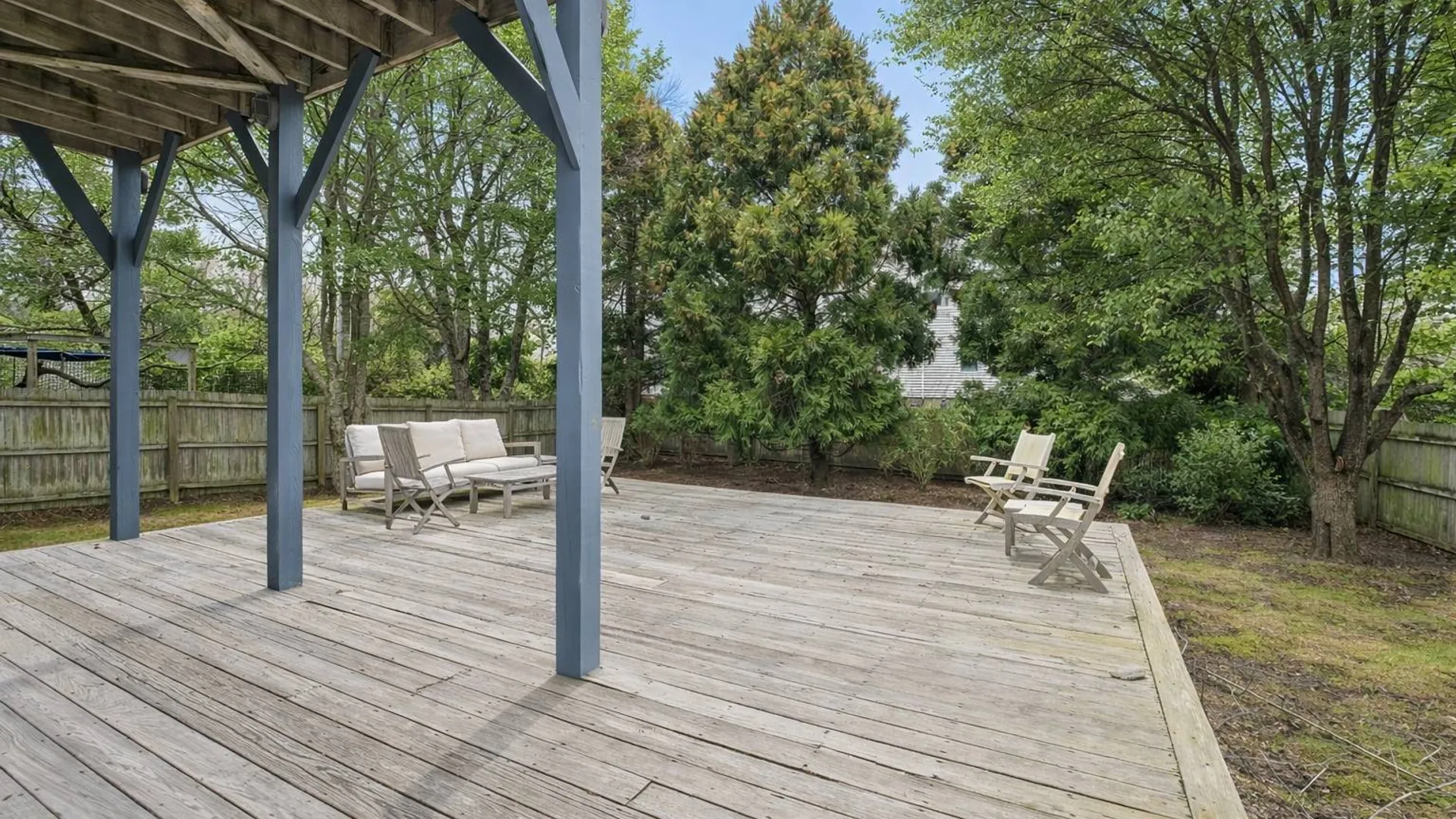 Property at 33 Agnew Avenue, Montauk, NY 11954 17