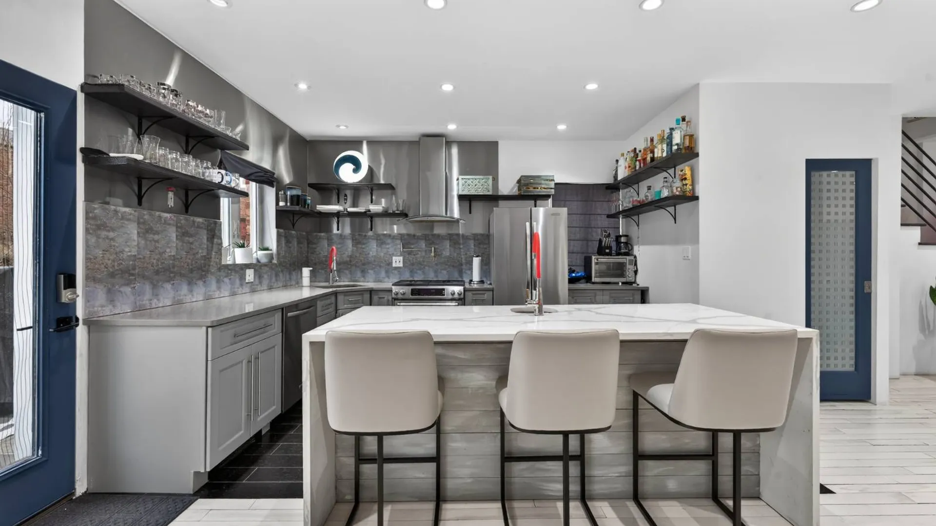 Property at 2033 Hering Avenue, New York, NY 10461 3