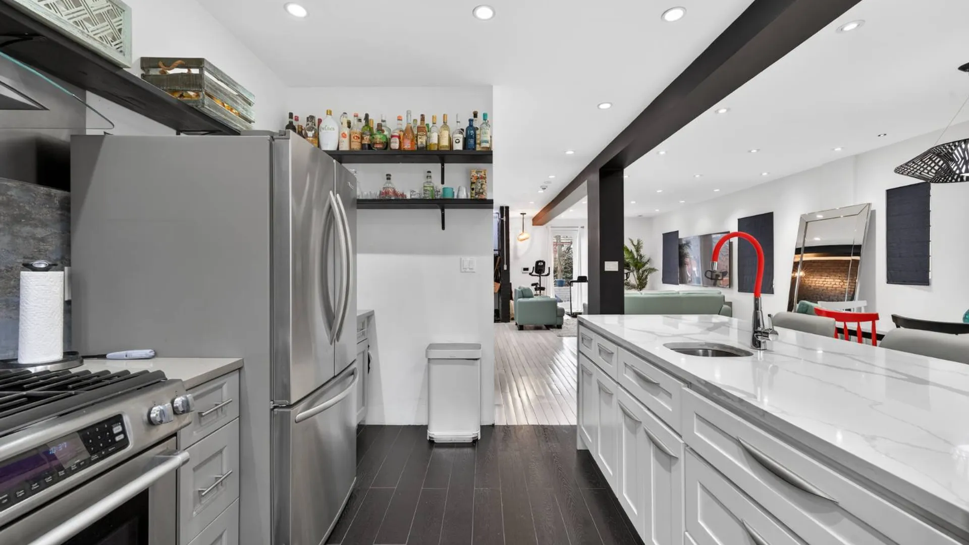 Property at 2033 Hering Avenue, New York, NY 10461 4