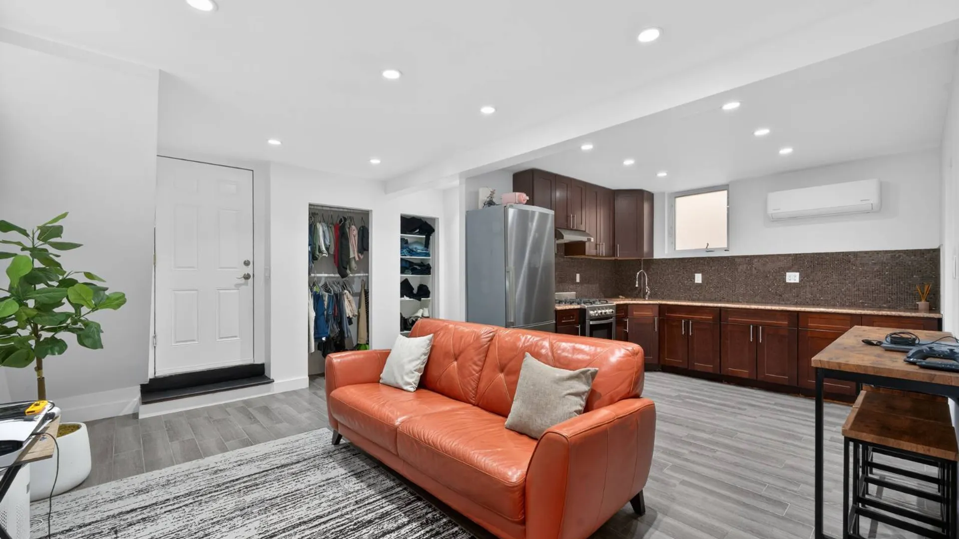 Property at 2033 Hering Avenue, New York, NY 10461 19