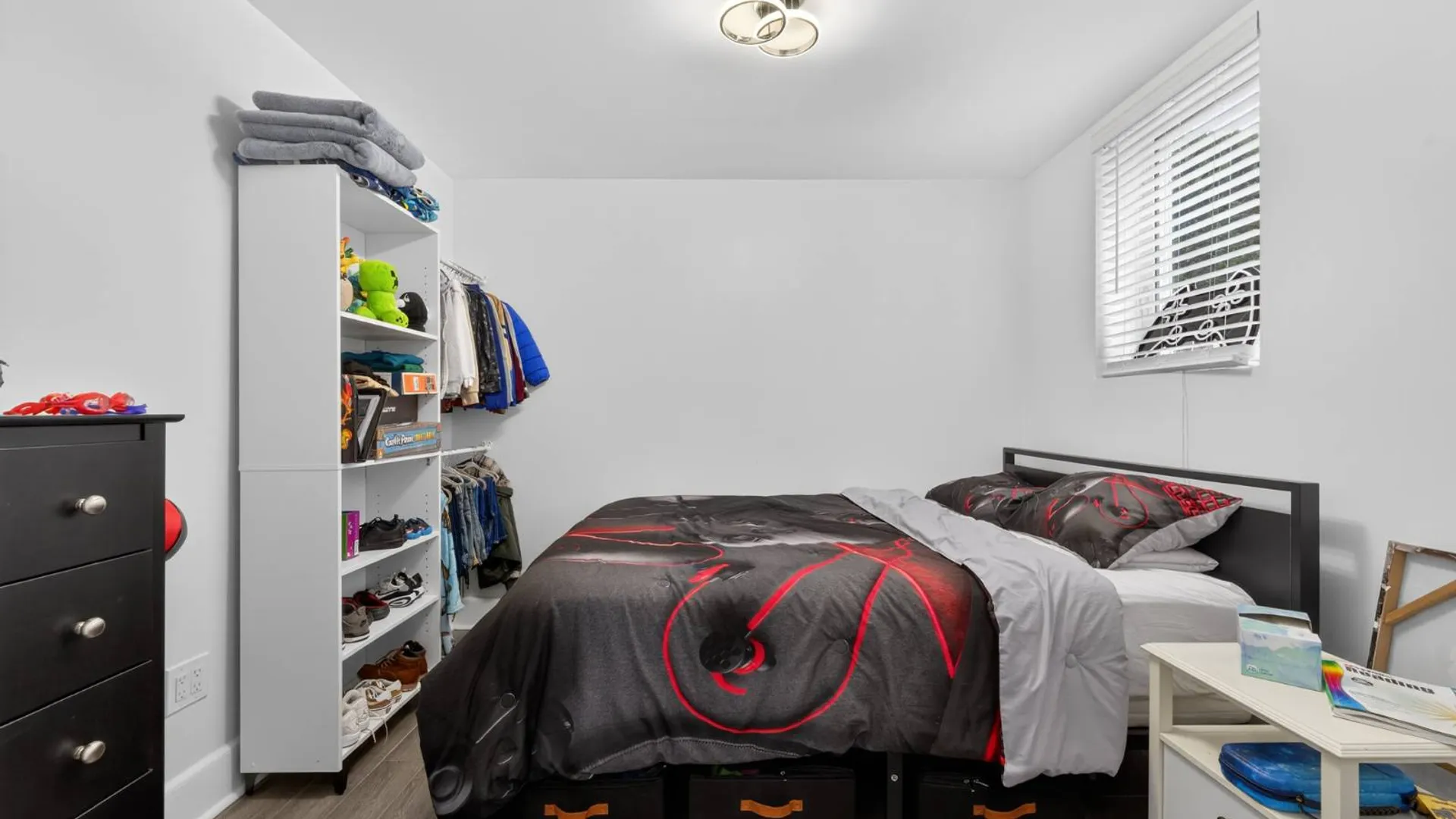 Property at 2033 Hering Avenue, New York, NY 10461 28