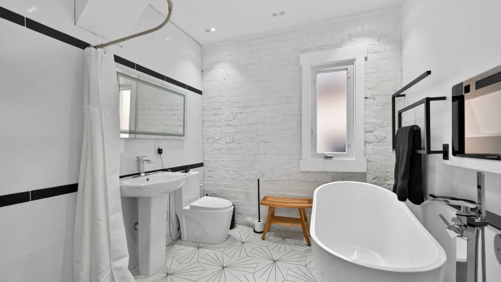 Property at 2033 Hering Avenue, New York, NY 10461 29