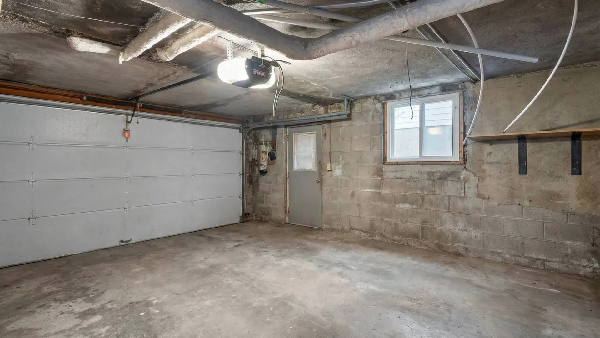 Property at 2033 Hering Avenue, New York, NY 10461 36