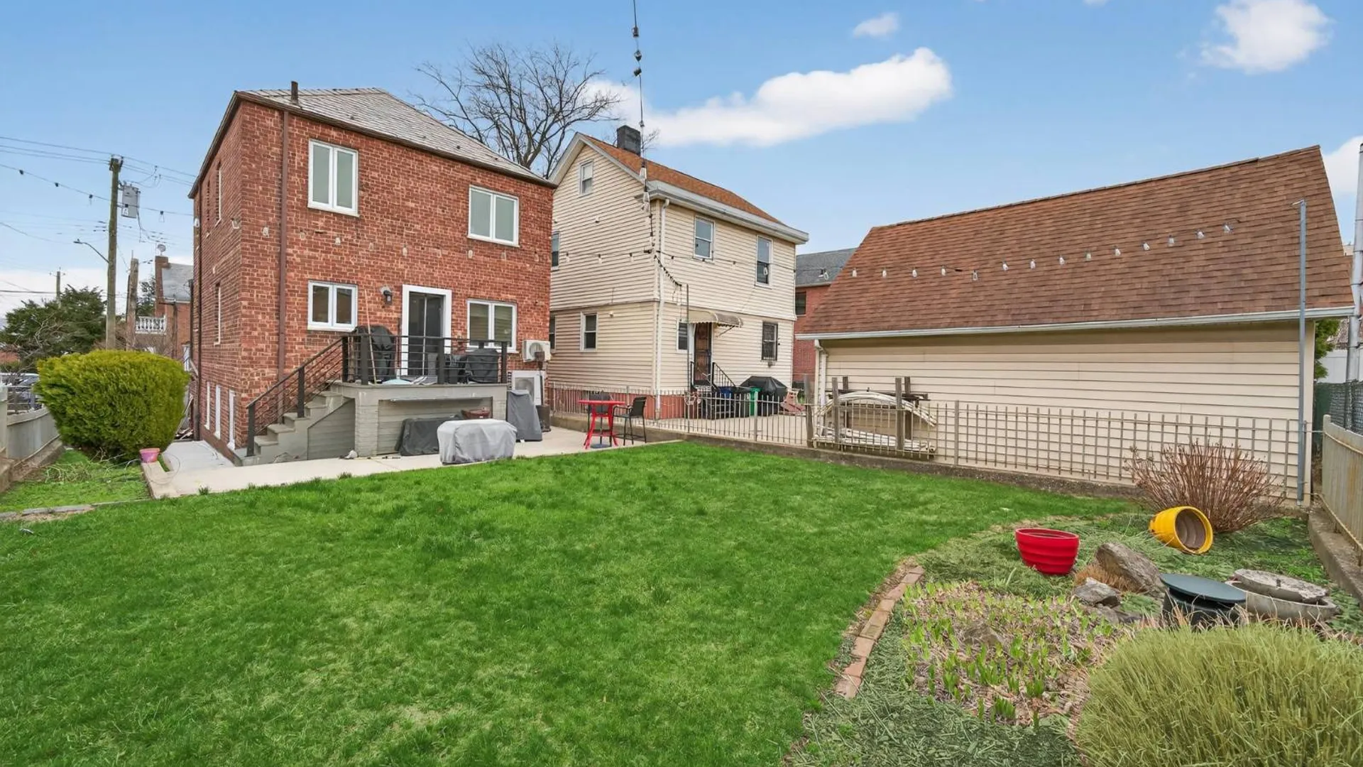 Property at 2033 Hering Avenue, New York, NY 10461 38