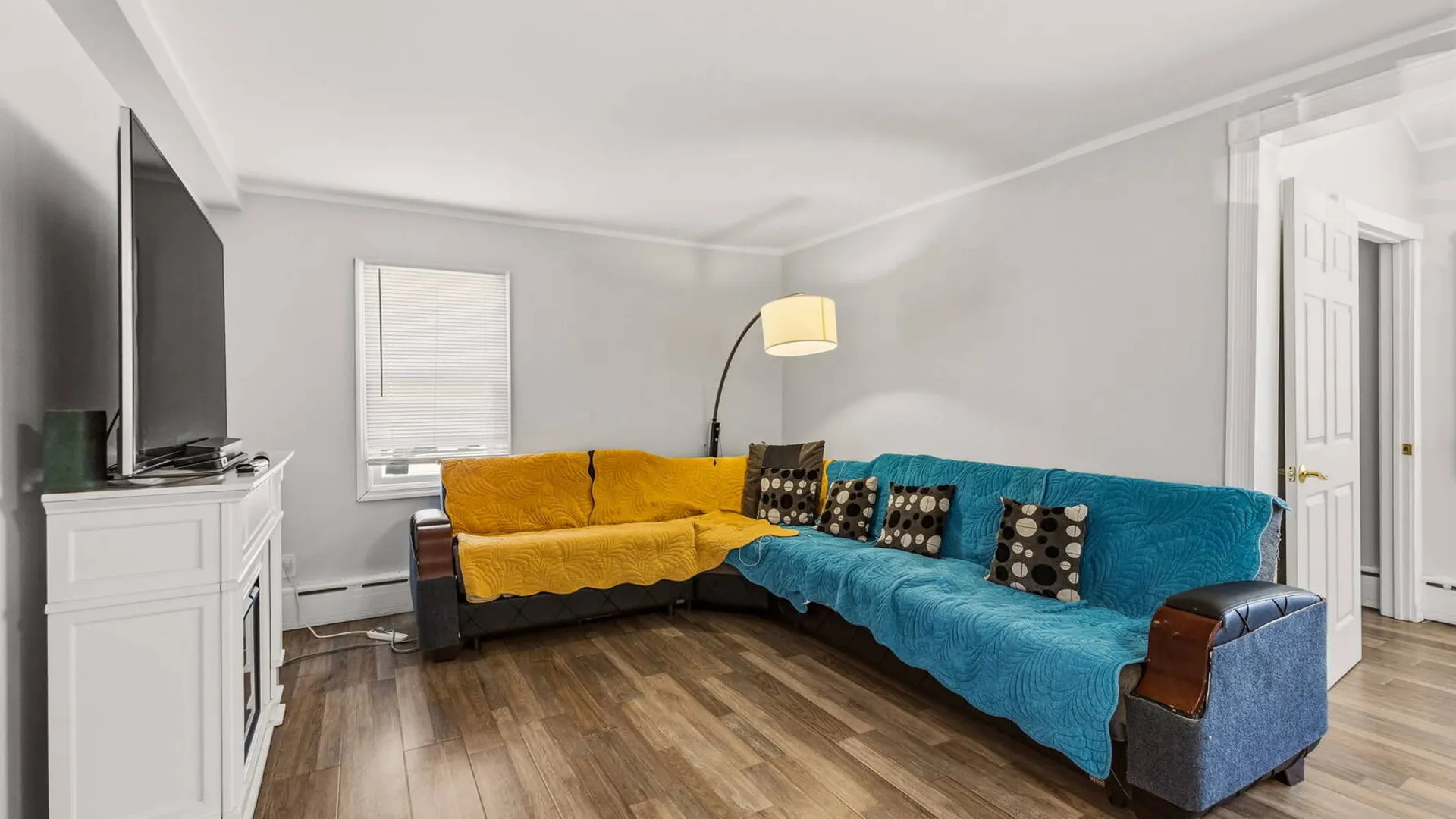 Property at 1 Astor ct, Brooklyn, NY 11229 6