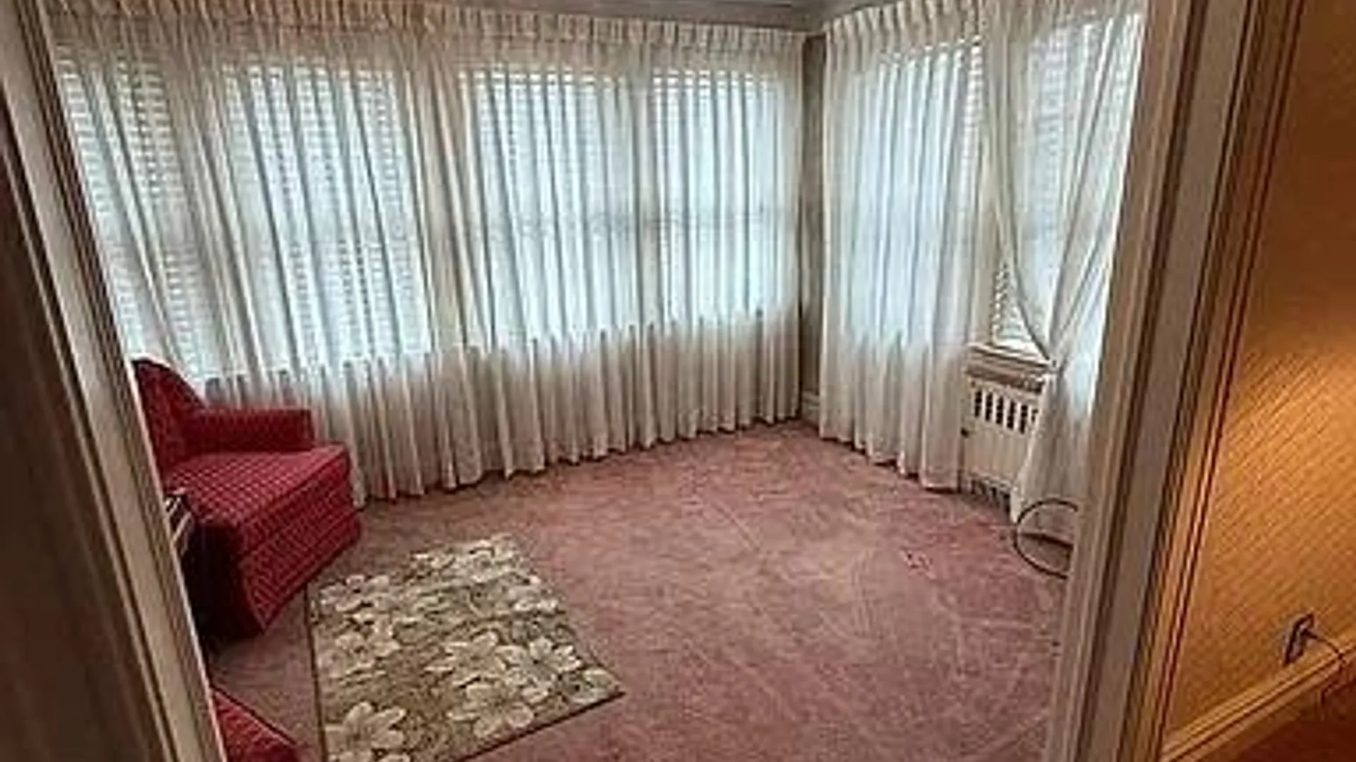 Property at 1826 Marine Pkwy, Brooklyn, NY 11234 3