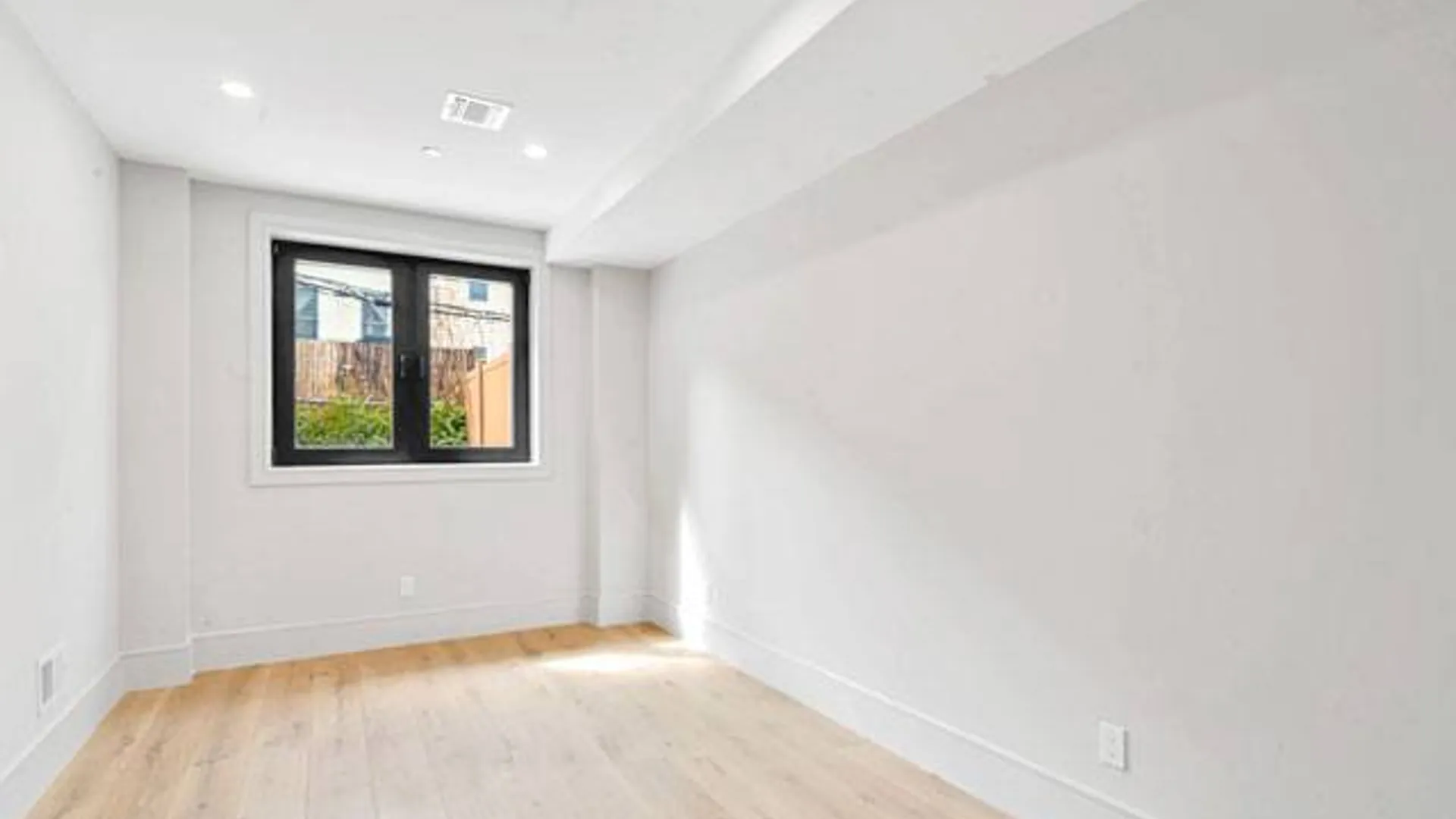 Property at 266 10th St, Brooklyn, NY 11215 18
