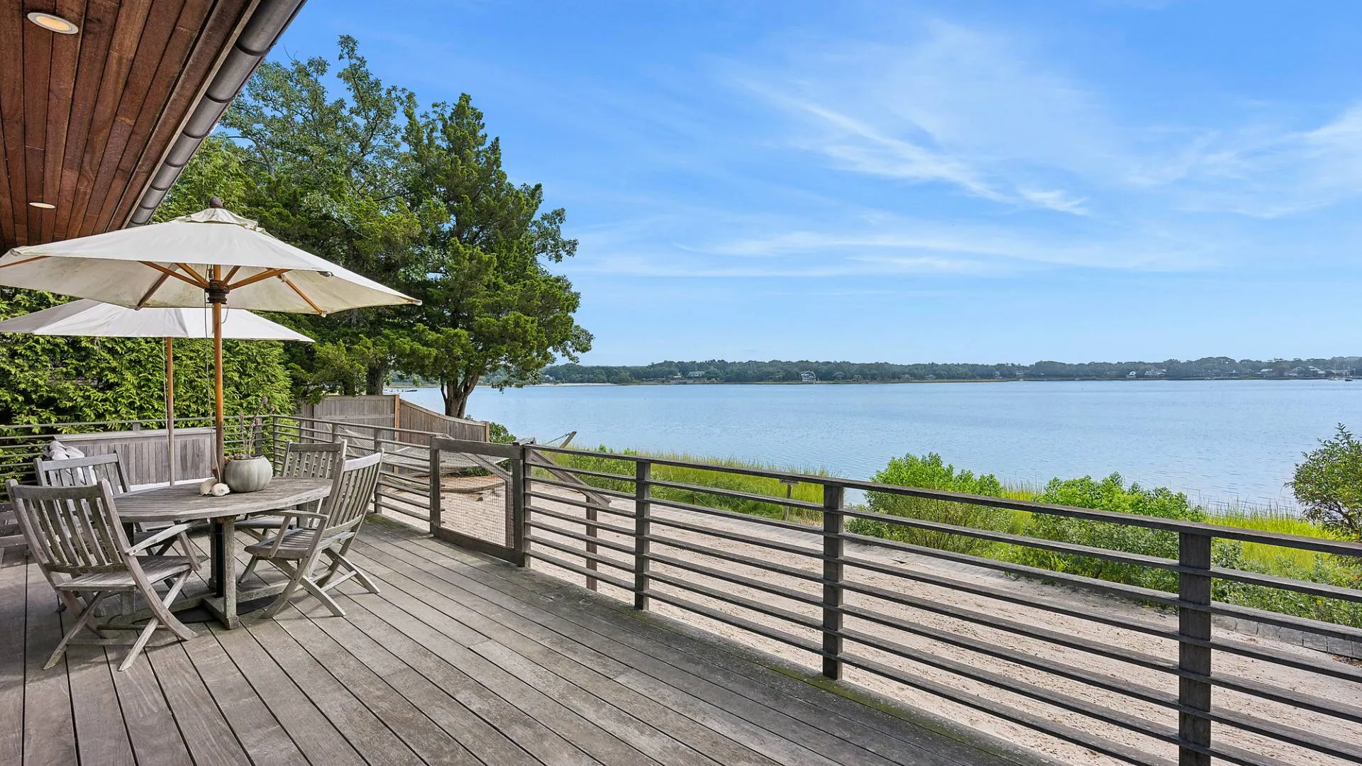 Property at 210 Towd Point Road, Southampton, NY 11968 3