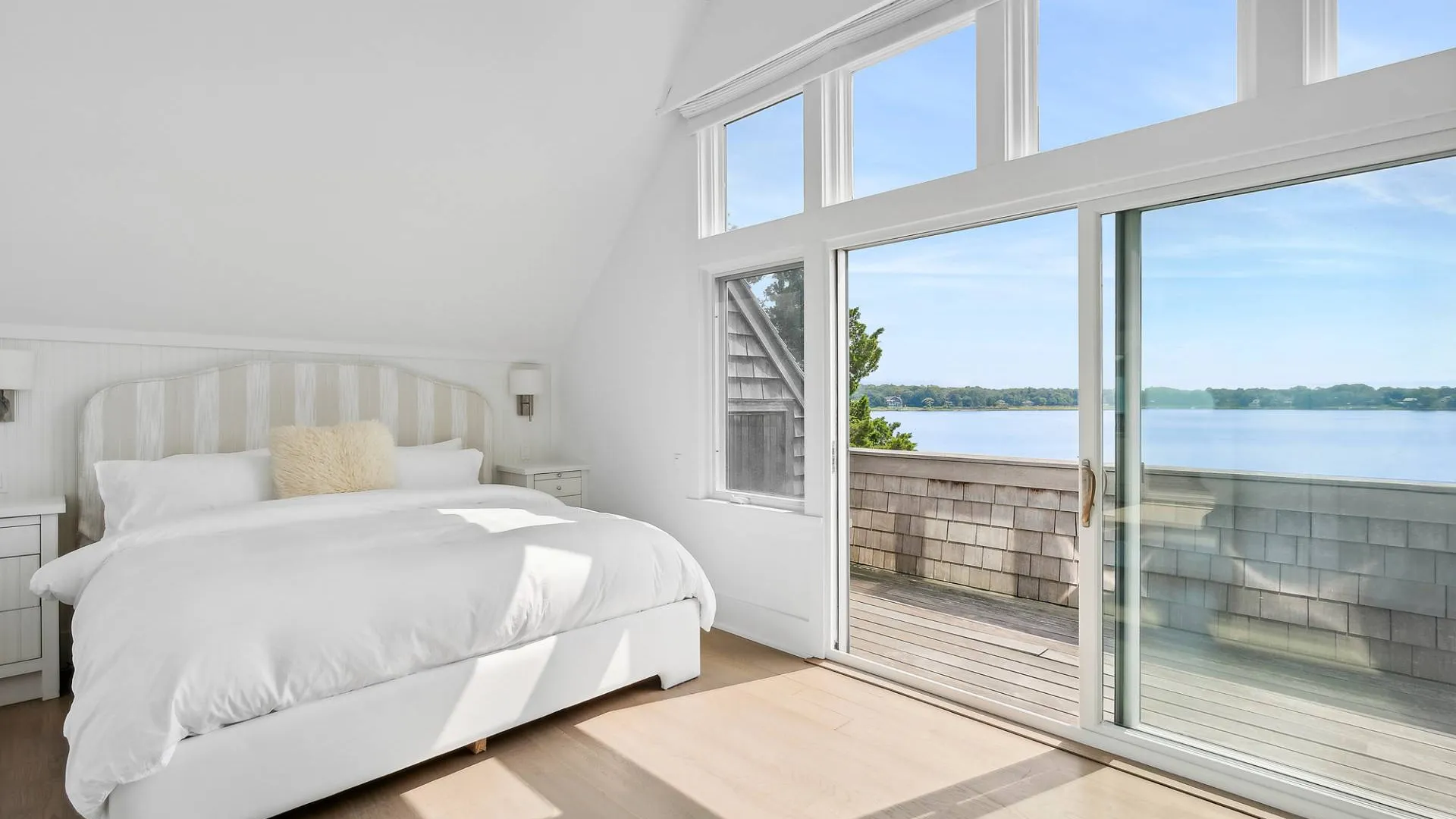 Property at 210 Towd Point Road, Southampton, NY 11968 8