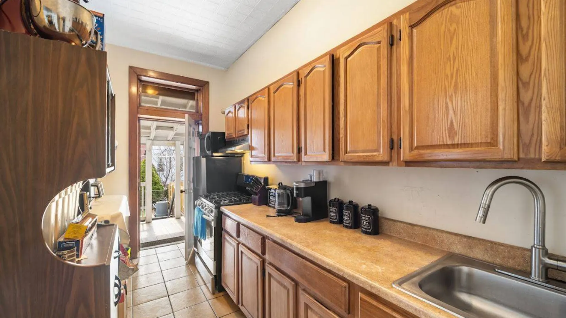 Property at 60-34 69th Ave, New York, NY 11385 4