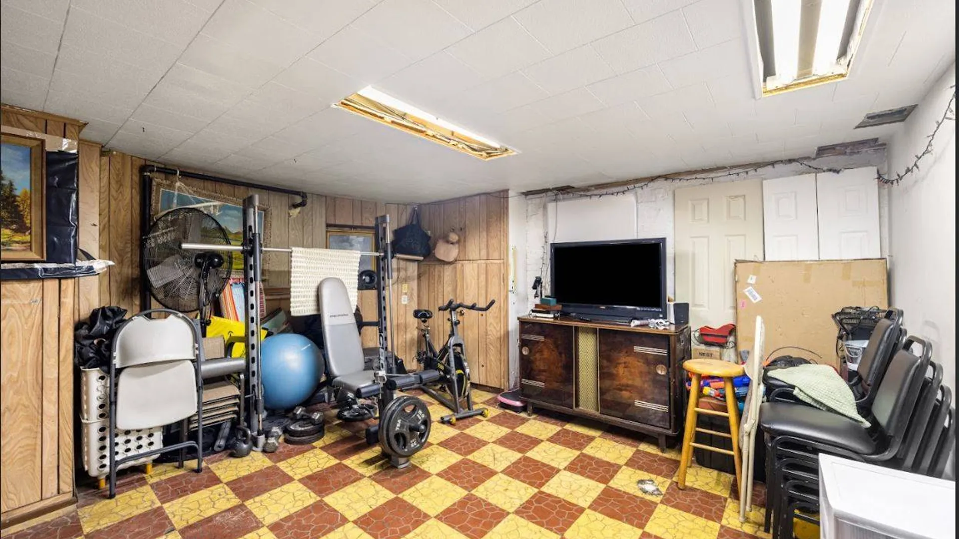 Property at 60-34 69th Ave, New York, NY 11385 32