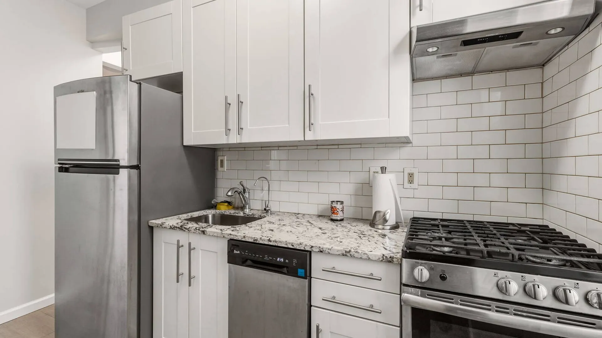 Property at 1053 E 13th Street, Brooklyn, NY 11230 6
