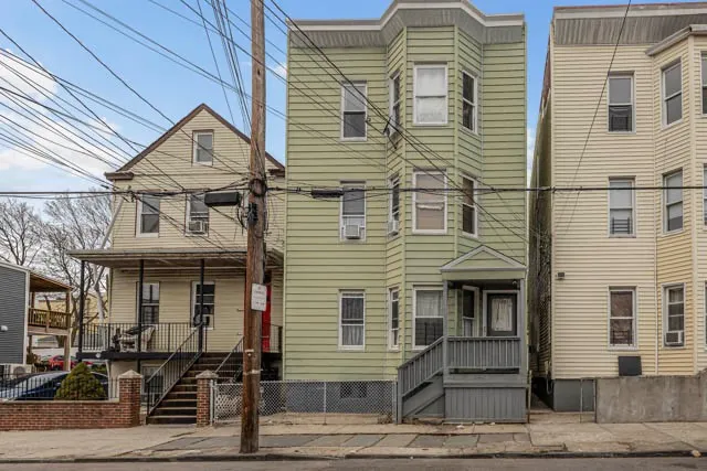Property at 139 Voss Ave, Yonkers, NY 10703