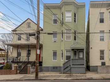 Property at 139 Voss Ave, Yonkers, NY 10703