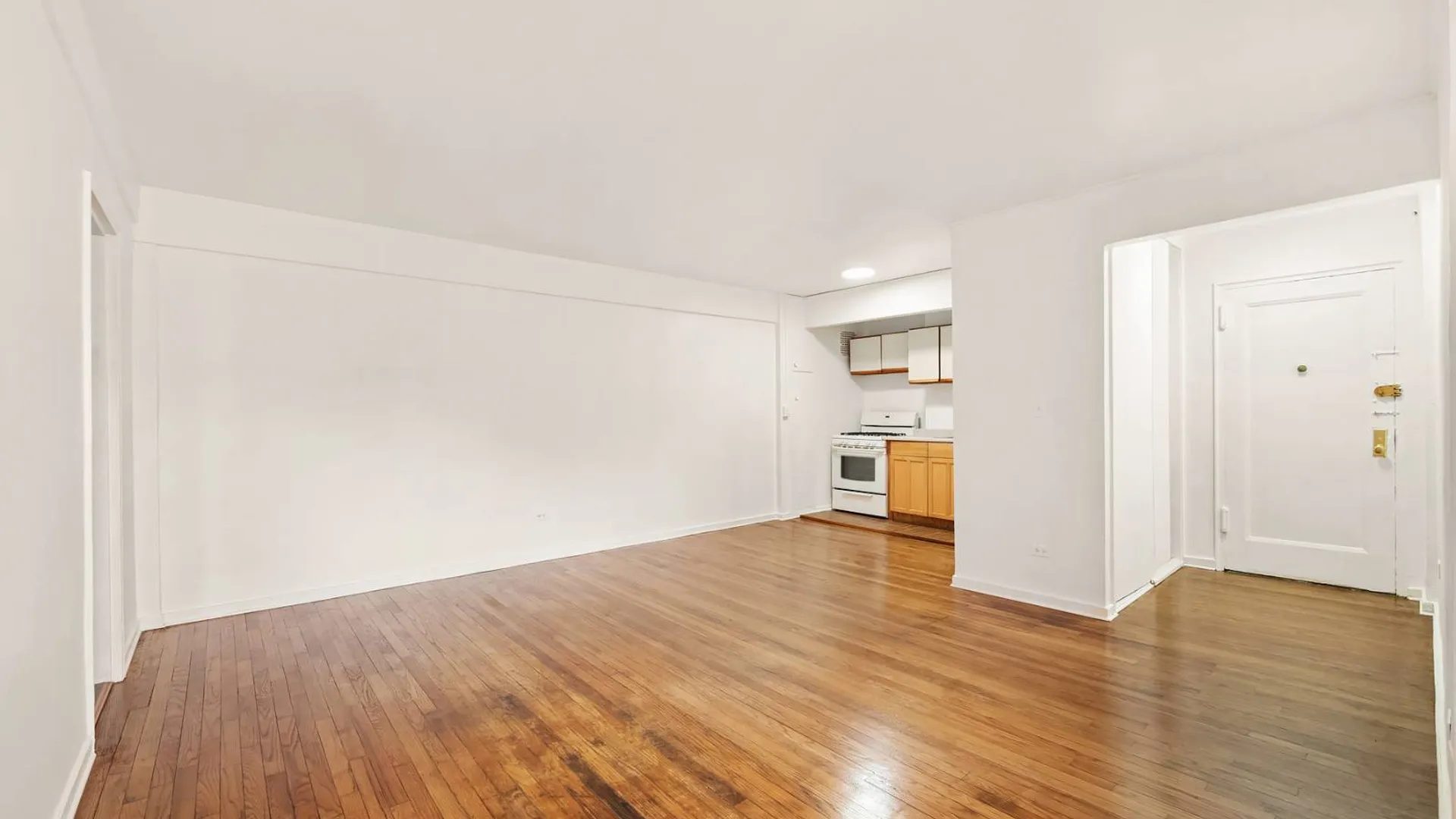 Property at 44-16 Macnish St, Elmhurst, NY 11373 3