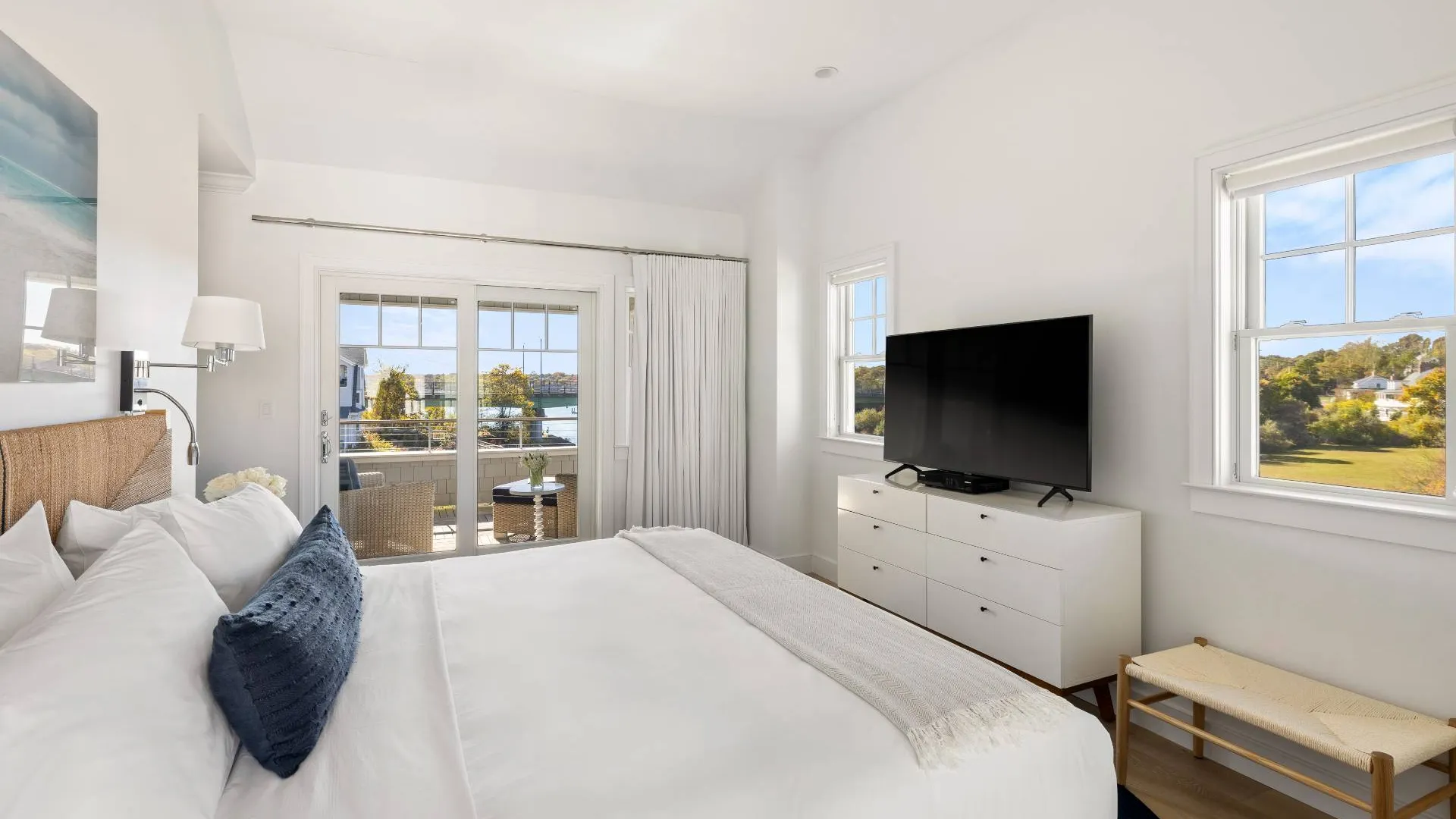 Property at 7 Old Boathouse Lane South, Hampton Bays, NY 11946 13