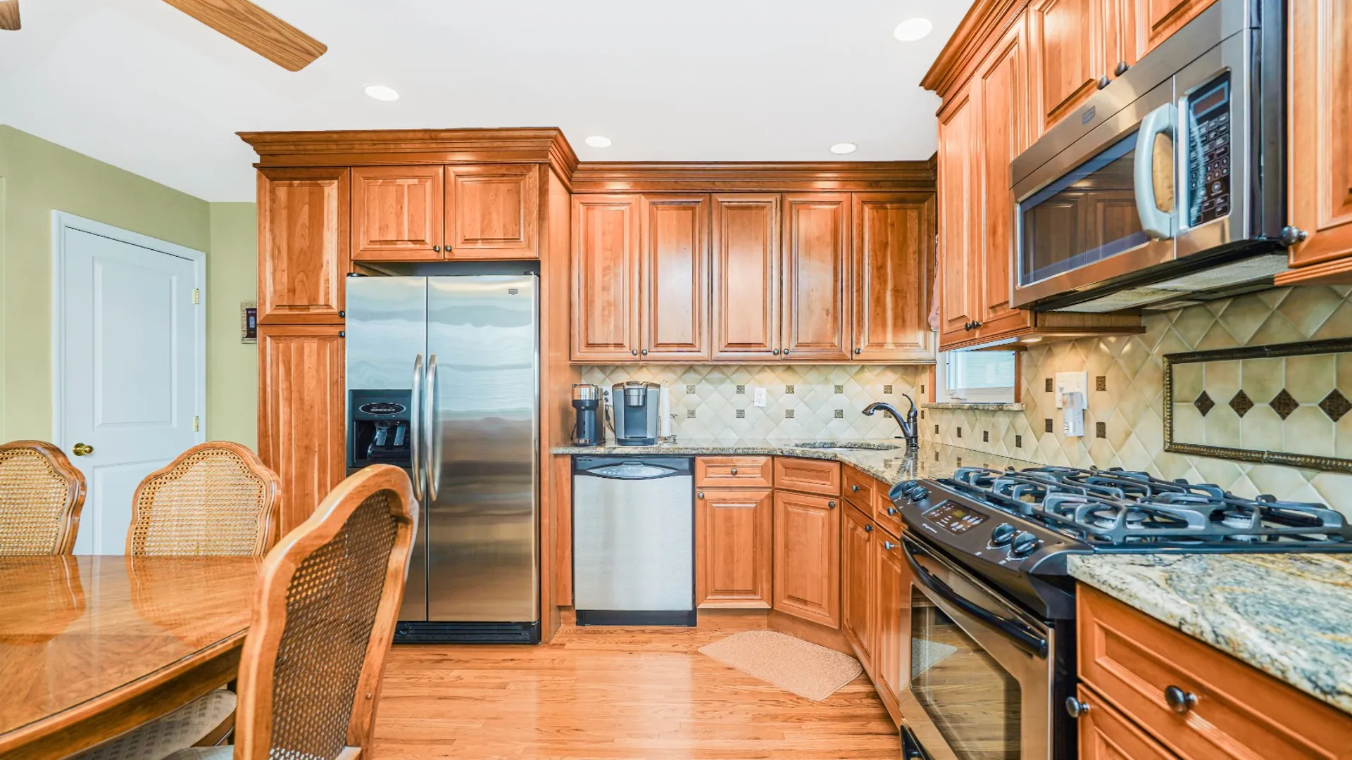 Property at 175 Benton Ave, Staten Island, NY 10305 5