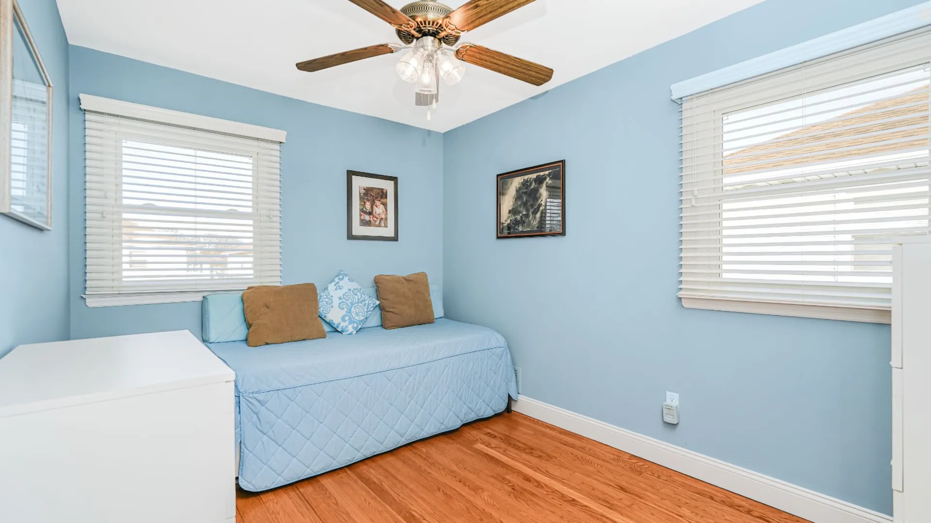 Property at 175 Benton Ave, Staten Island, NY 10305 11