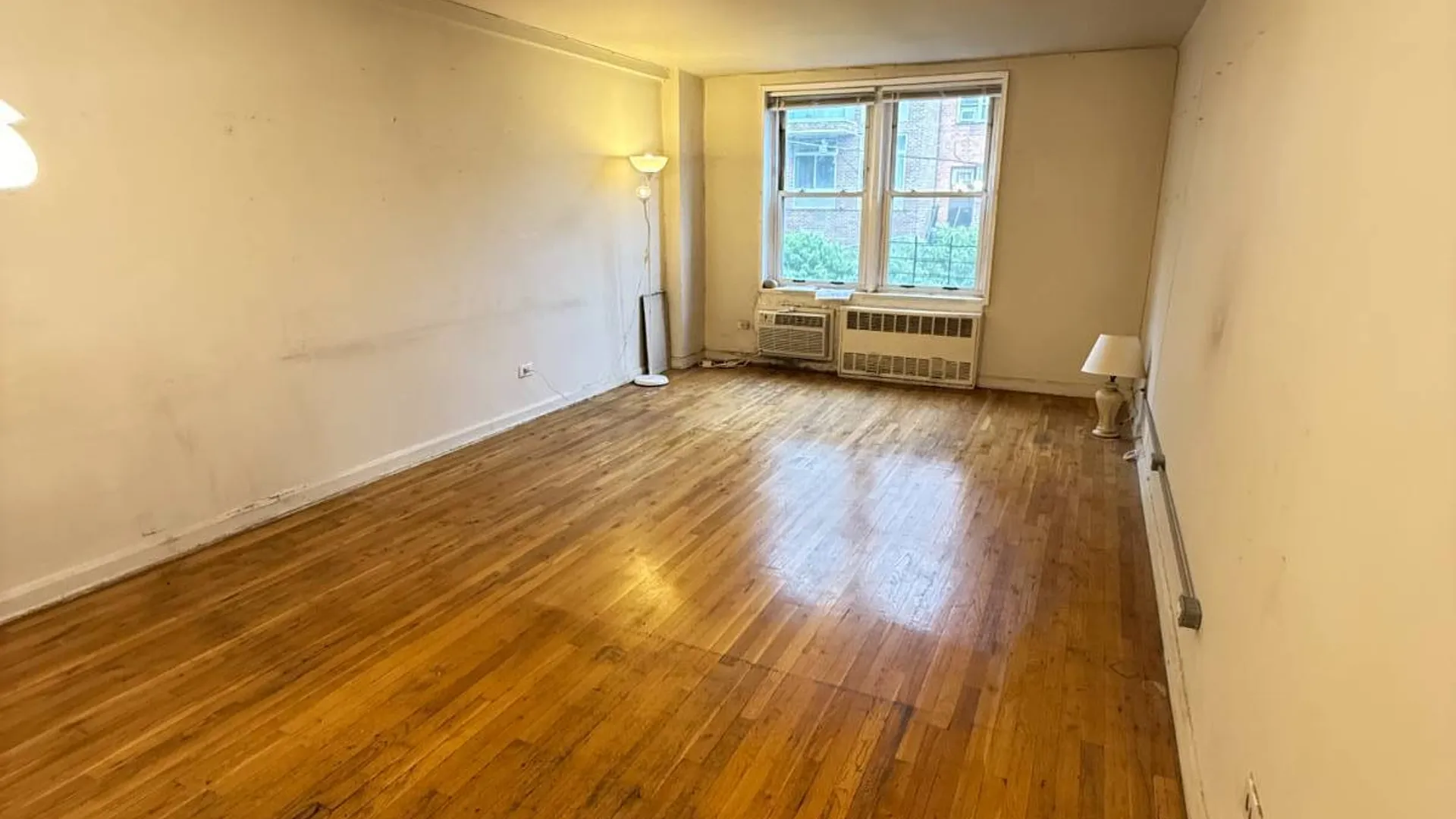 Property at 144-70 41 Ave., Flushing, NY 11355 5