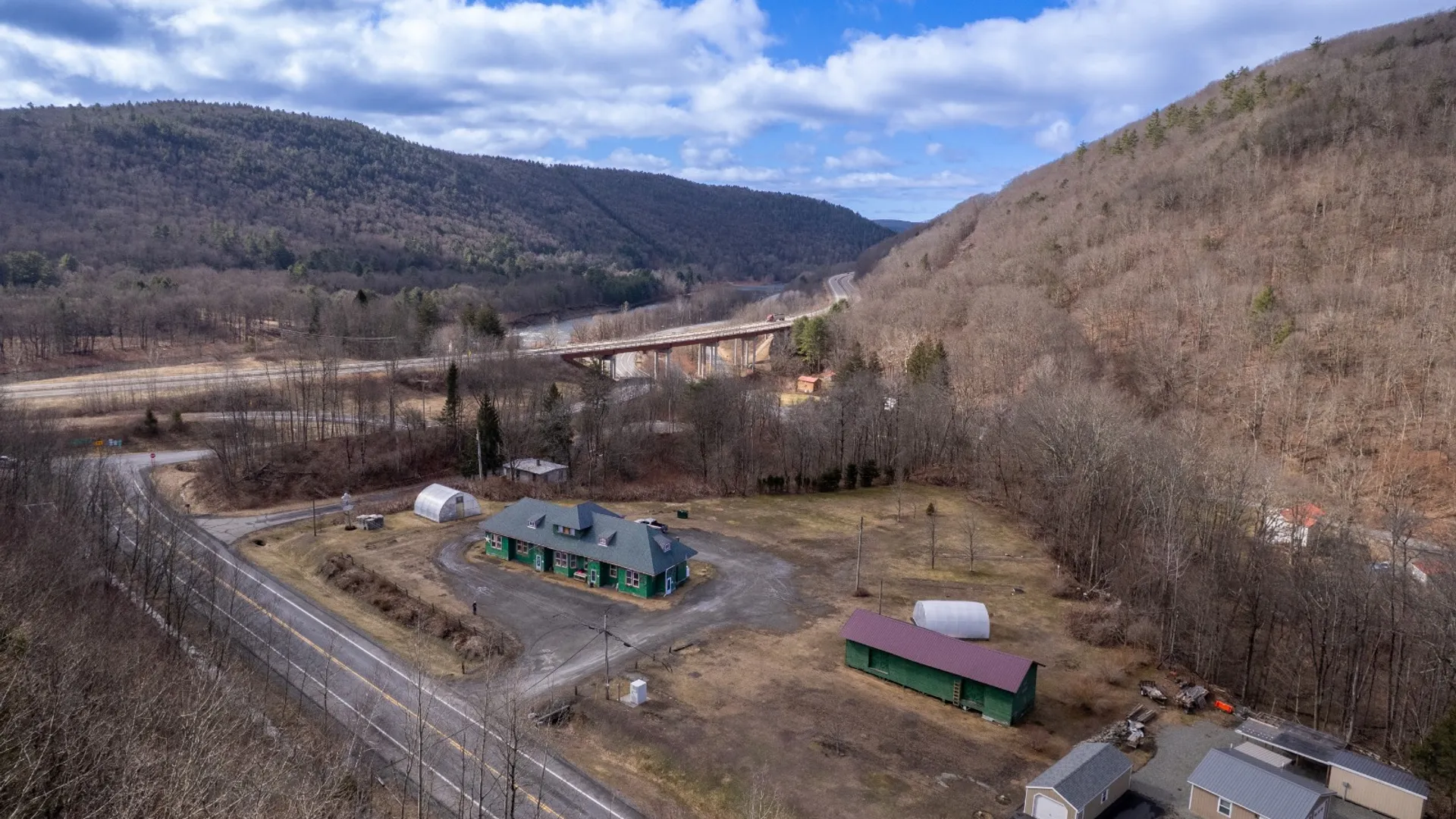Property at 19 Trestle Rd, Hancock, NY 13783 5