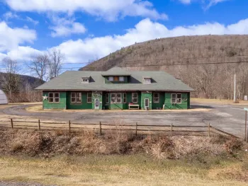 Property at 19 Trestle Rd, Hancock, NY 13783