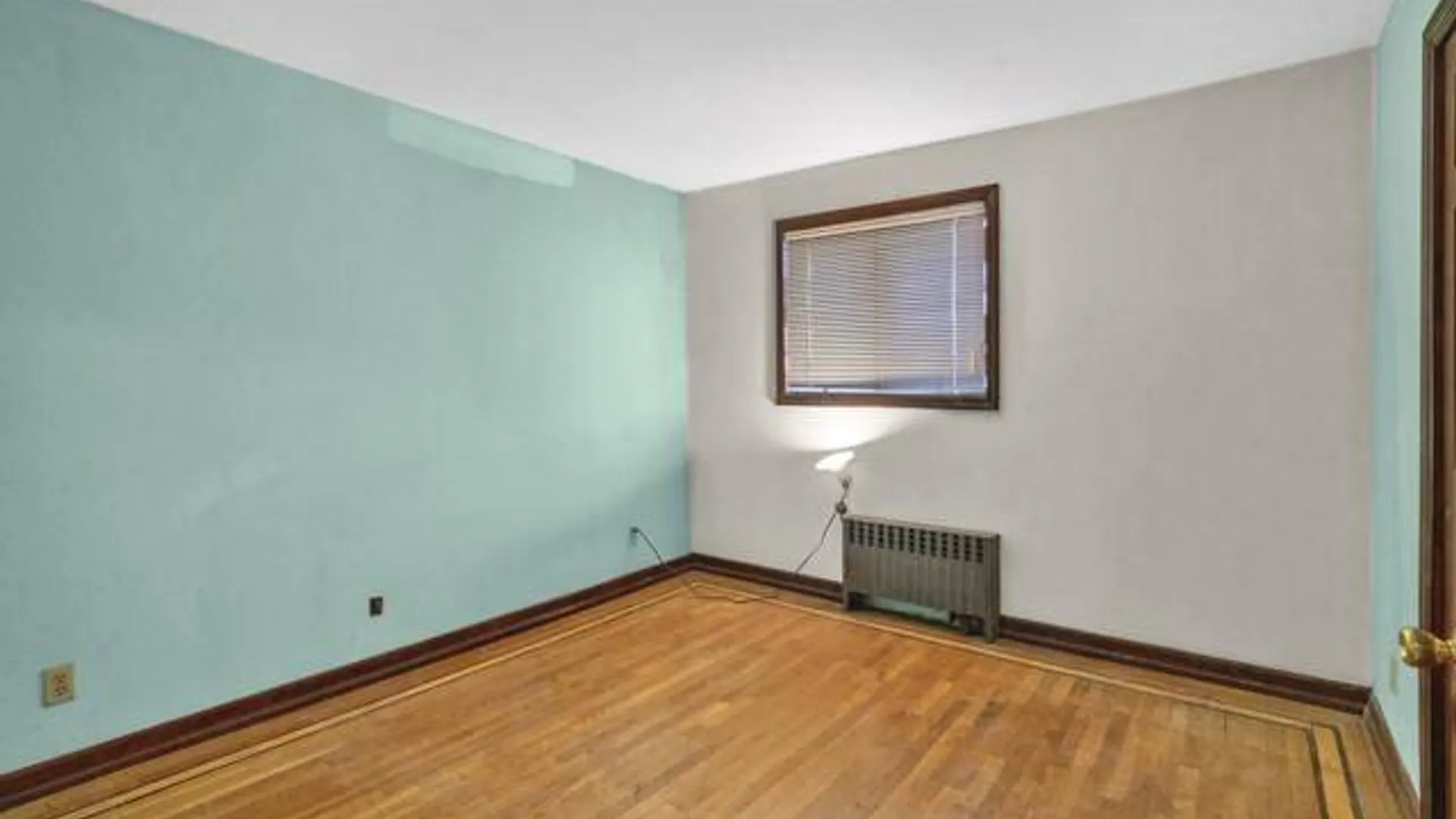 Property at 1640 Bath Ave, Brooklyn, NY 11214 7