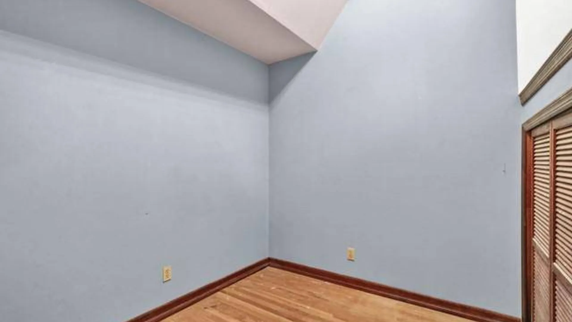 Property at 1640 Bath Ave, Brooklyn, NY 11214 8